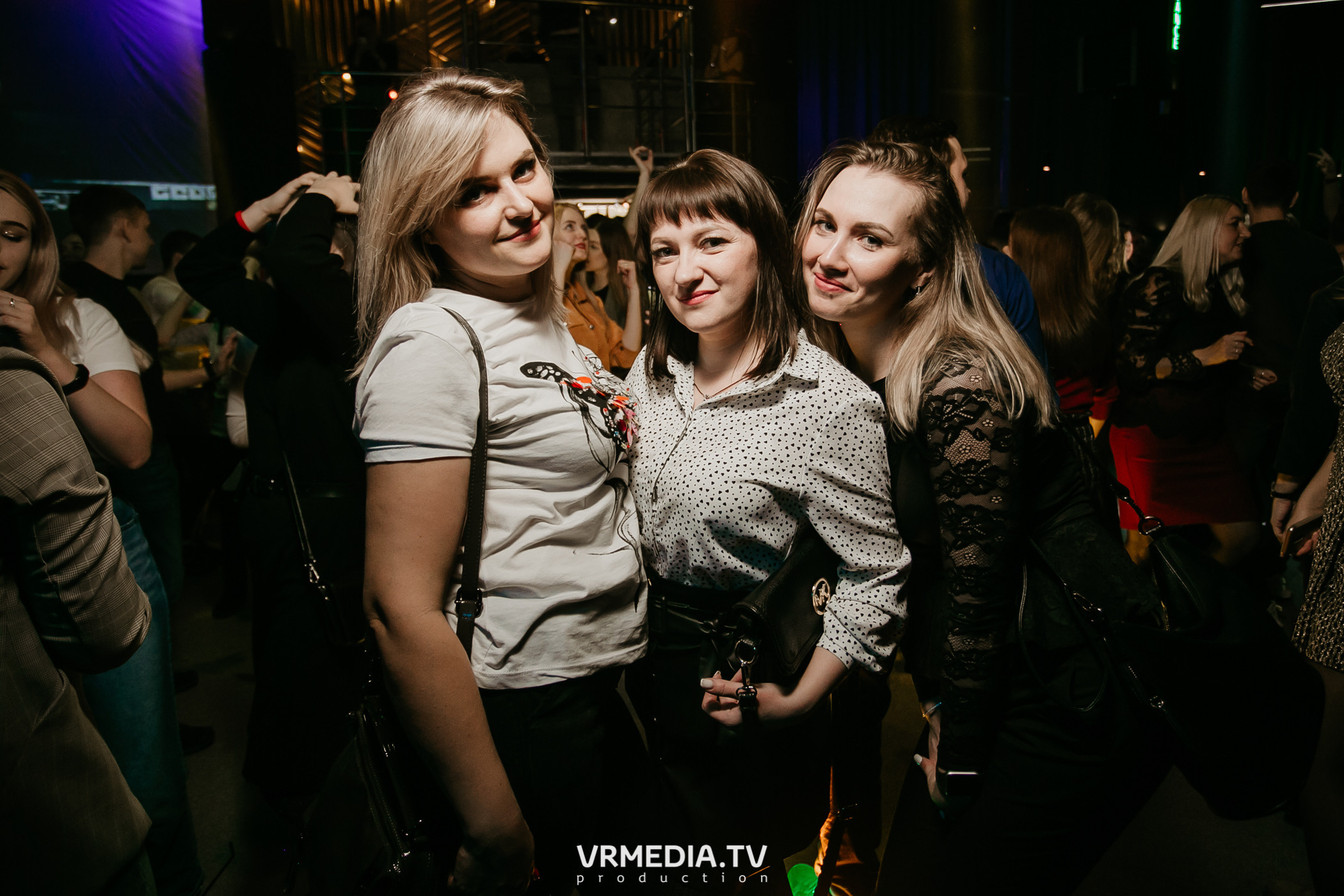 Выходные в баре «DOSKI»