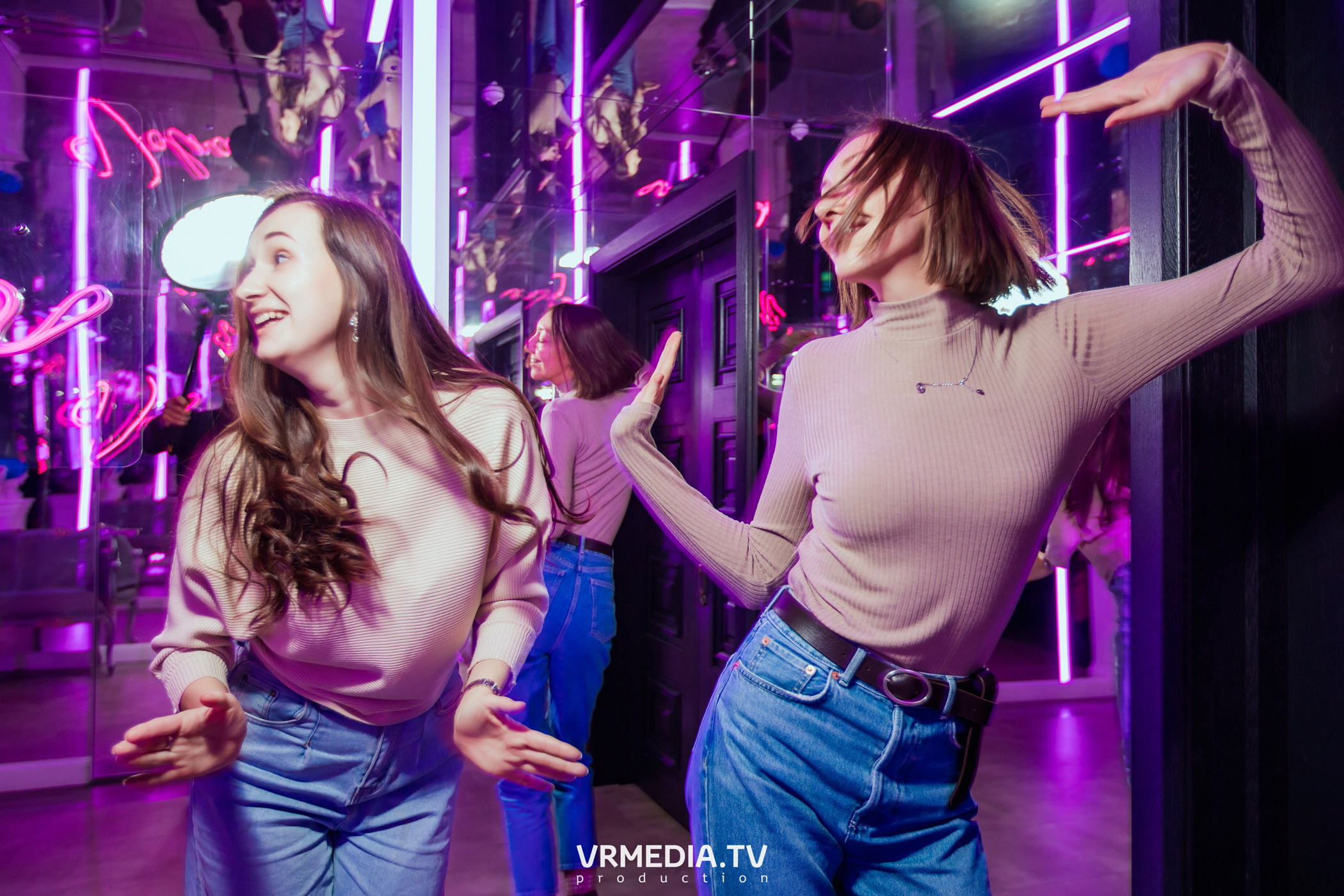 Довольно старый Новый год в караоке «Volna»