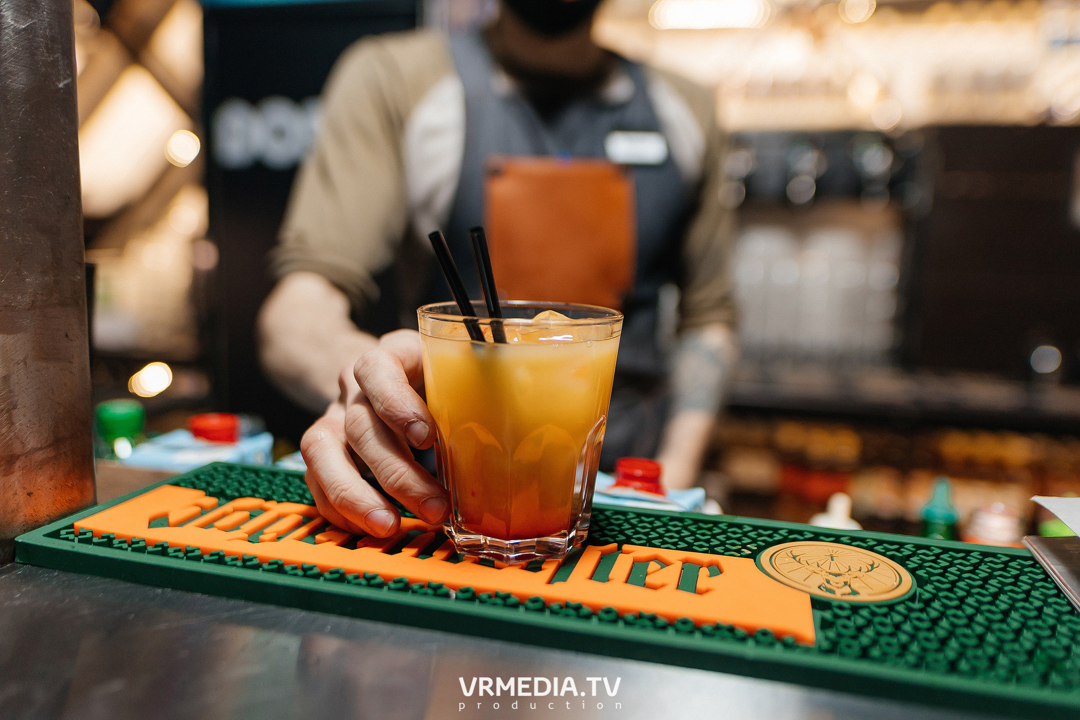 Выходные в баре «DOSKI»