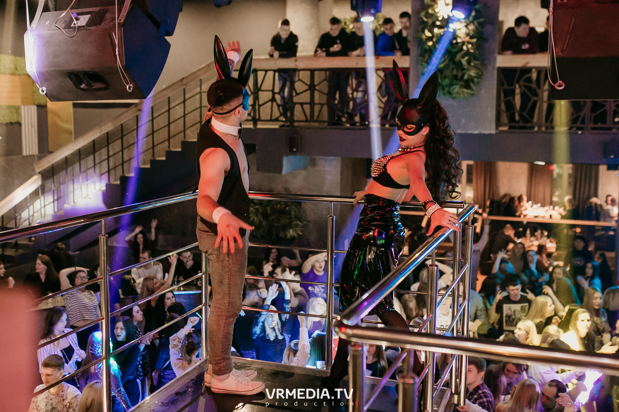 Выходные в баре «DOSKI»