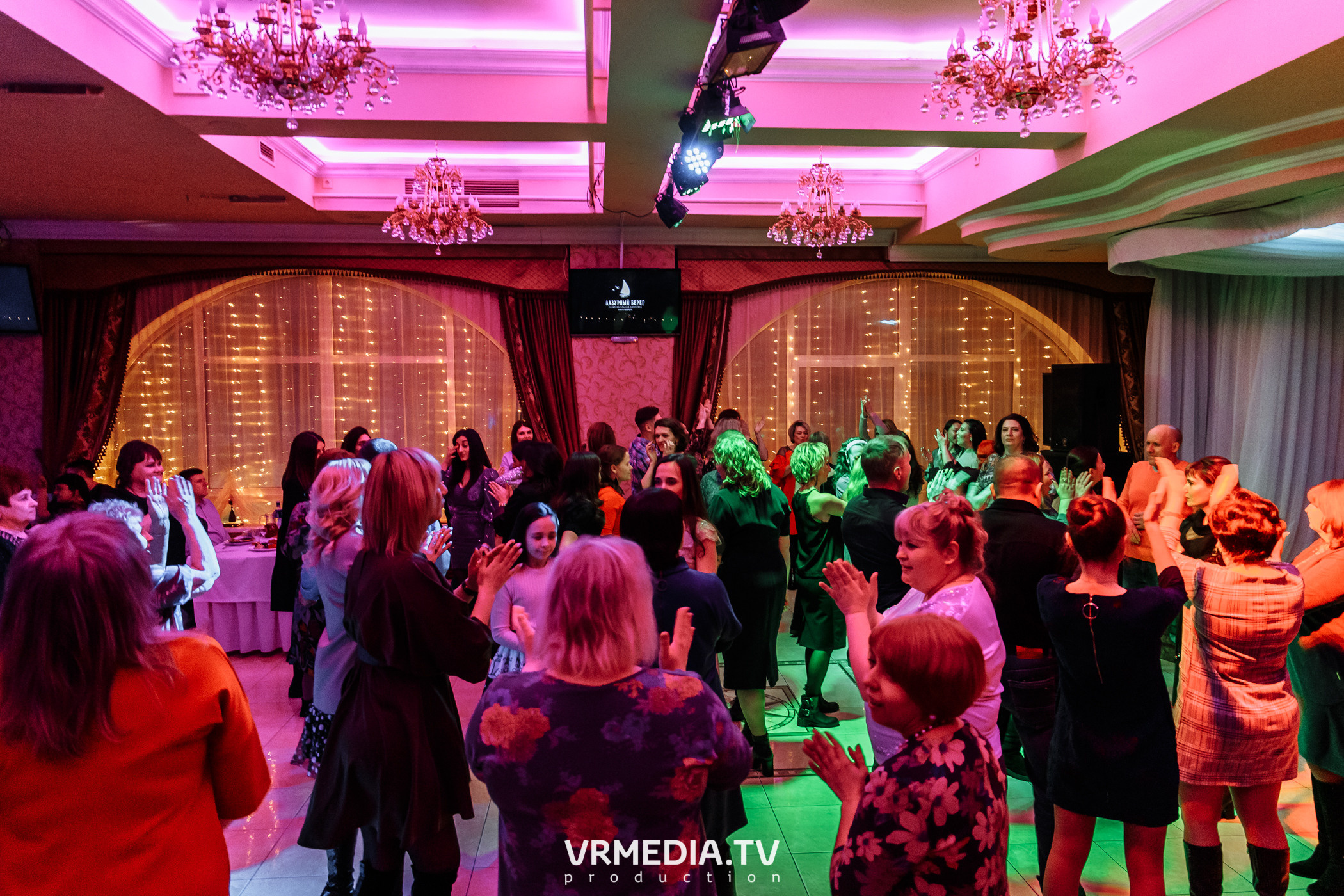 Международный женский день в РК «Лазурный Берег»