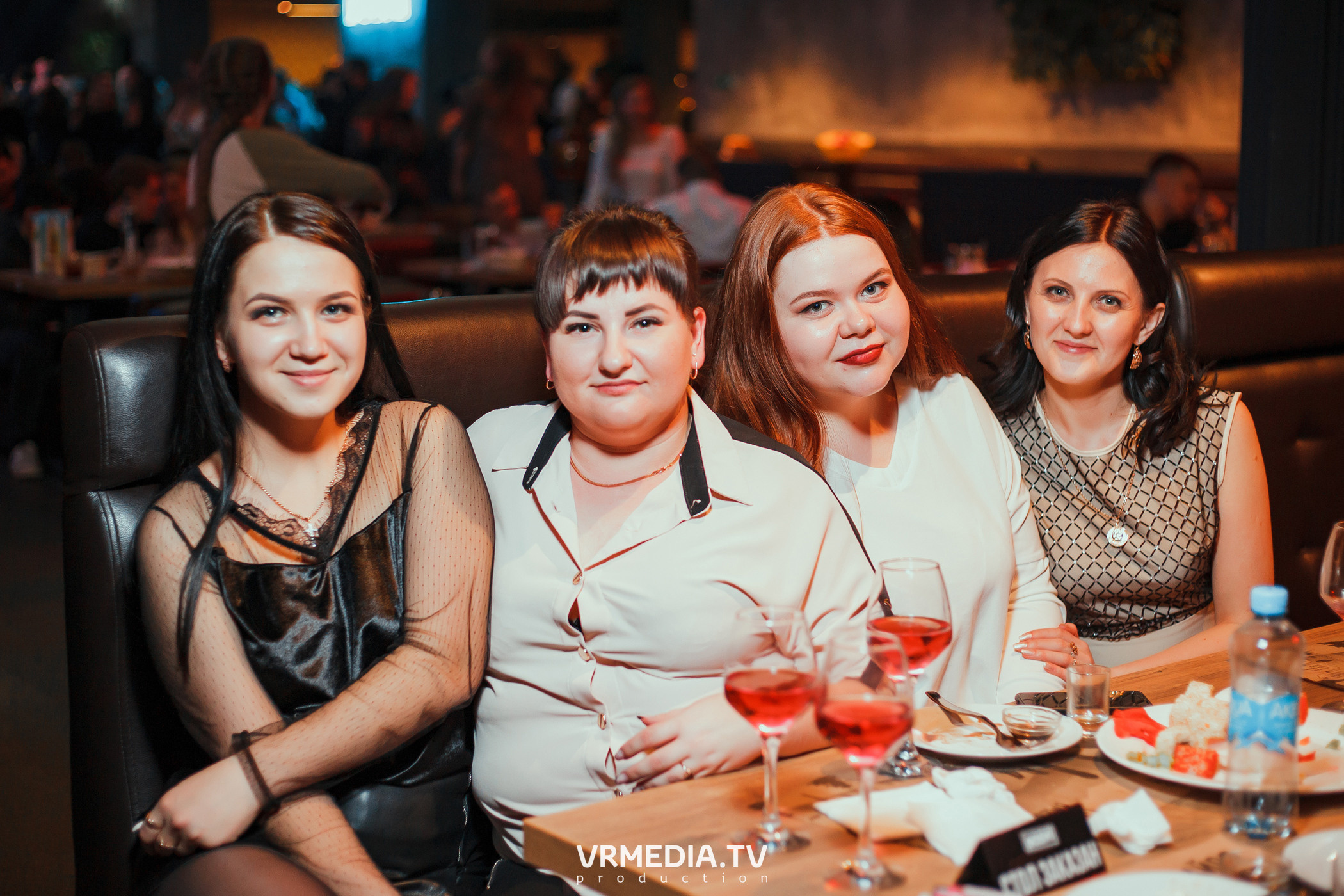 Выходные в баре «DOSKI»