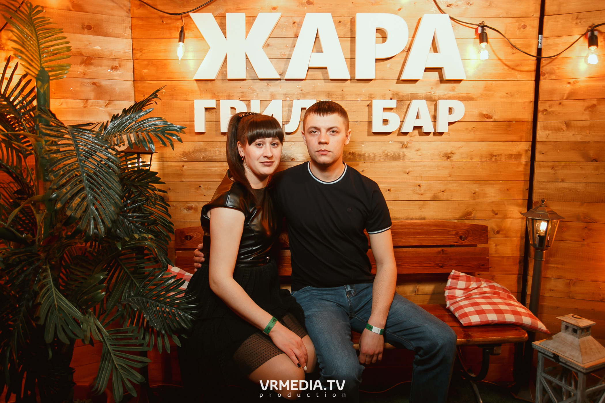 Алые Паруса в гриль-баре «Жара»