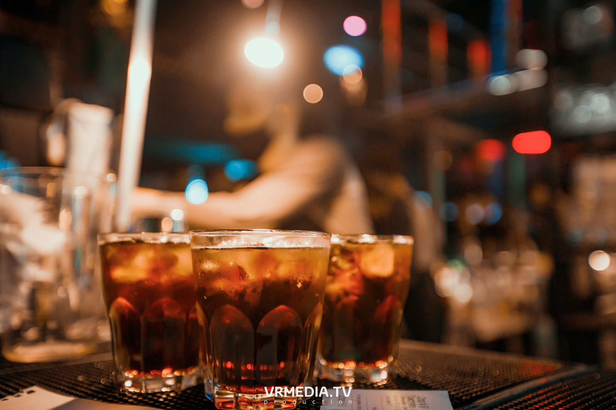 Выходные в баре «DOSKI»