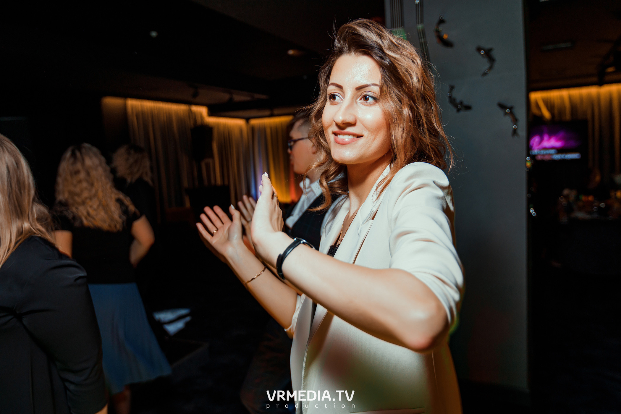 Women’s weekend в караоке «Volna»