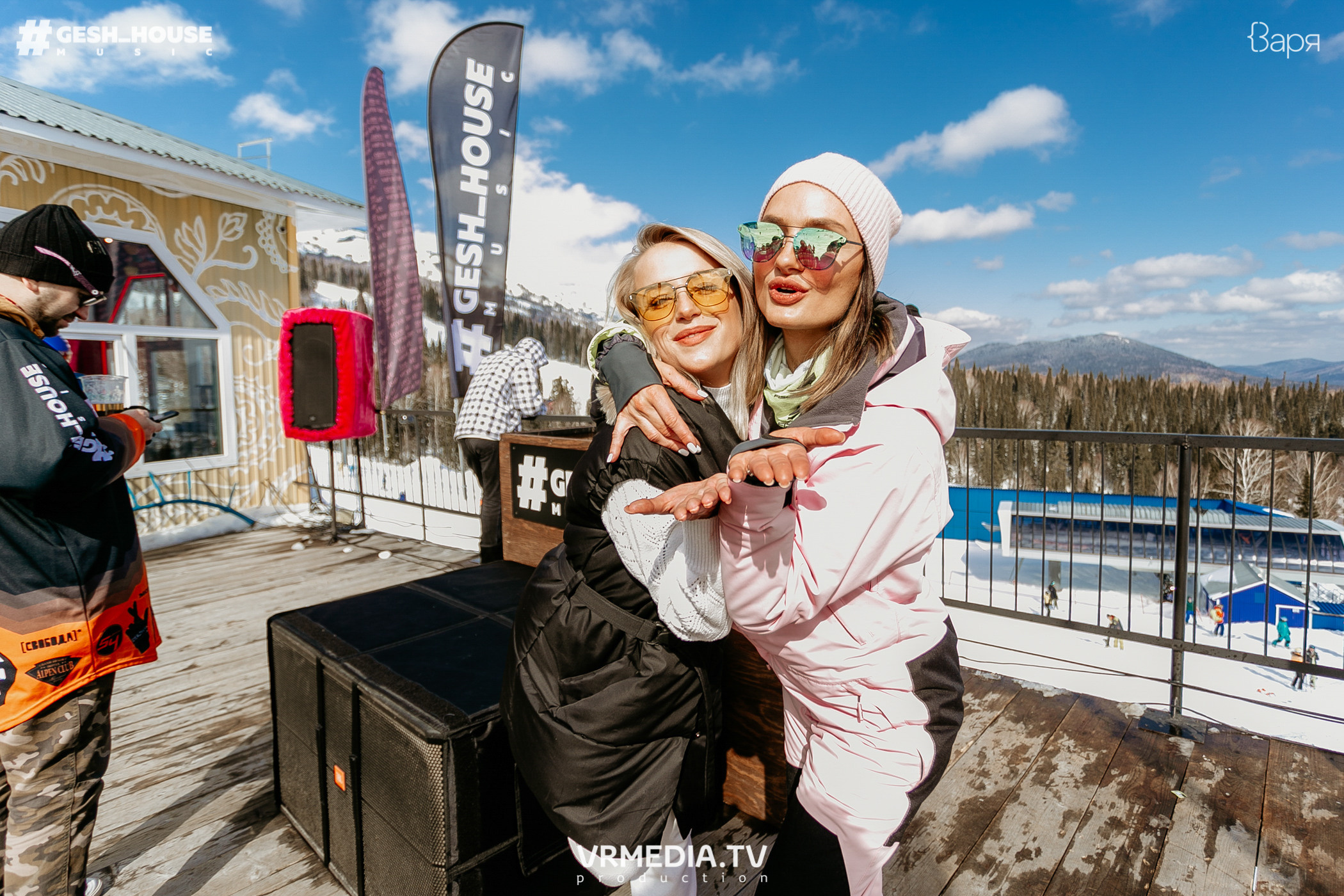 GESH HOUSE MUSIC в ВАРЯ бар