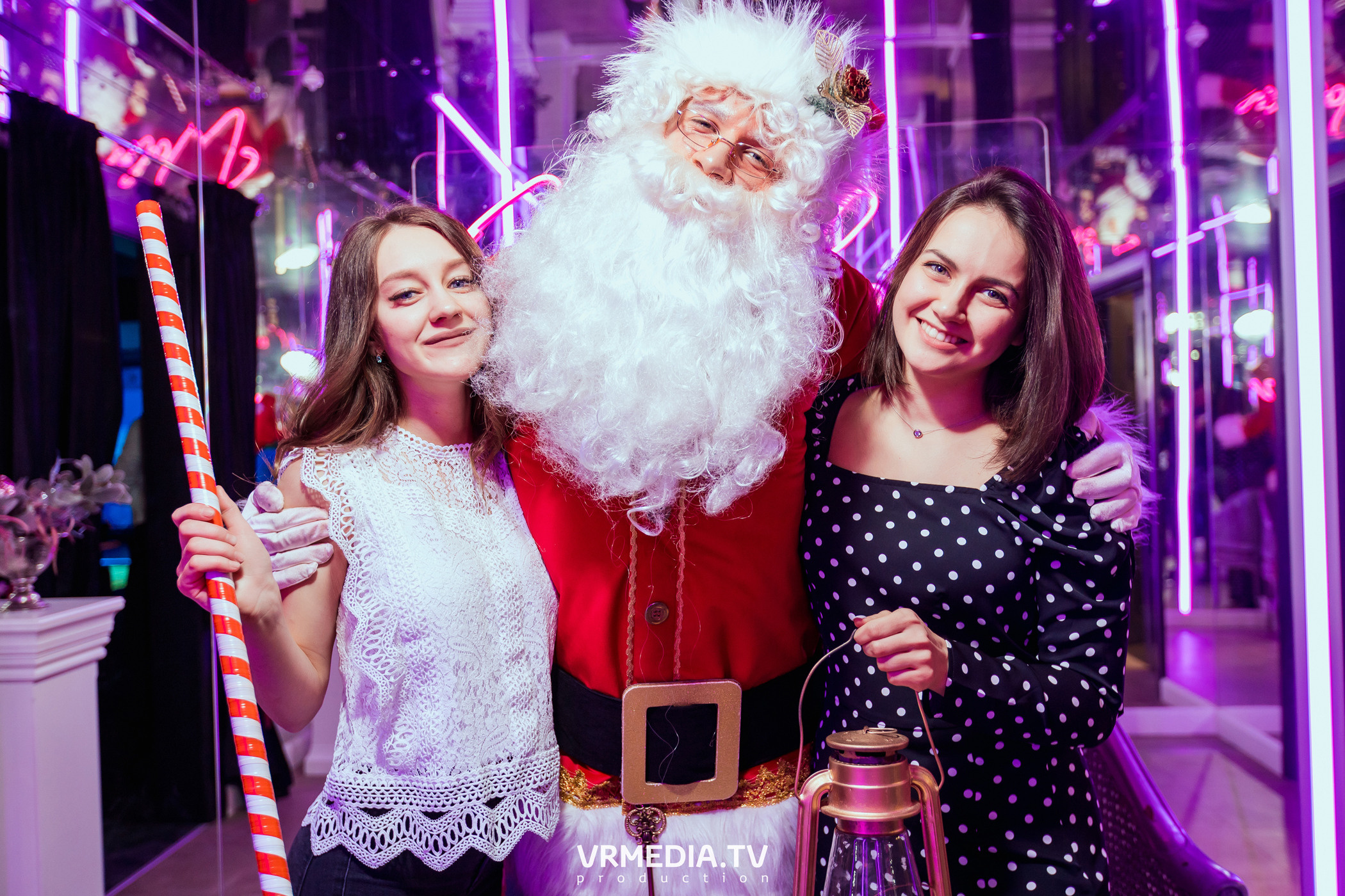 Merry Christmas в караоке «Volna»