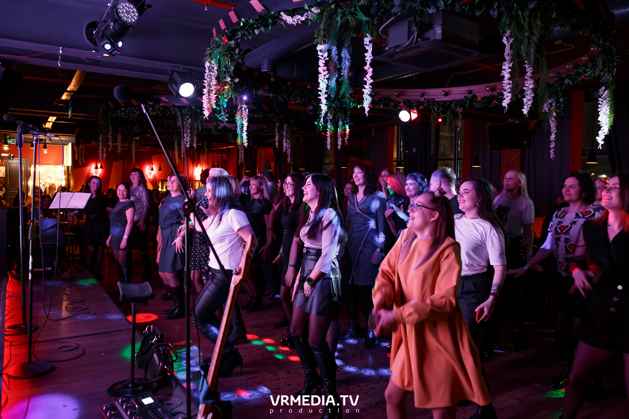 #ЖаркийЖенскийДень в гриль-баре «Жара»