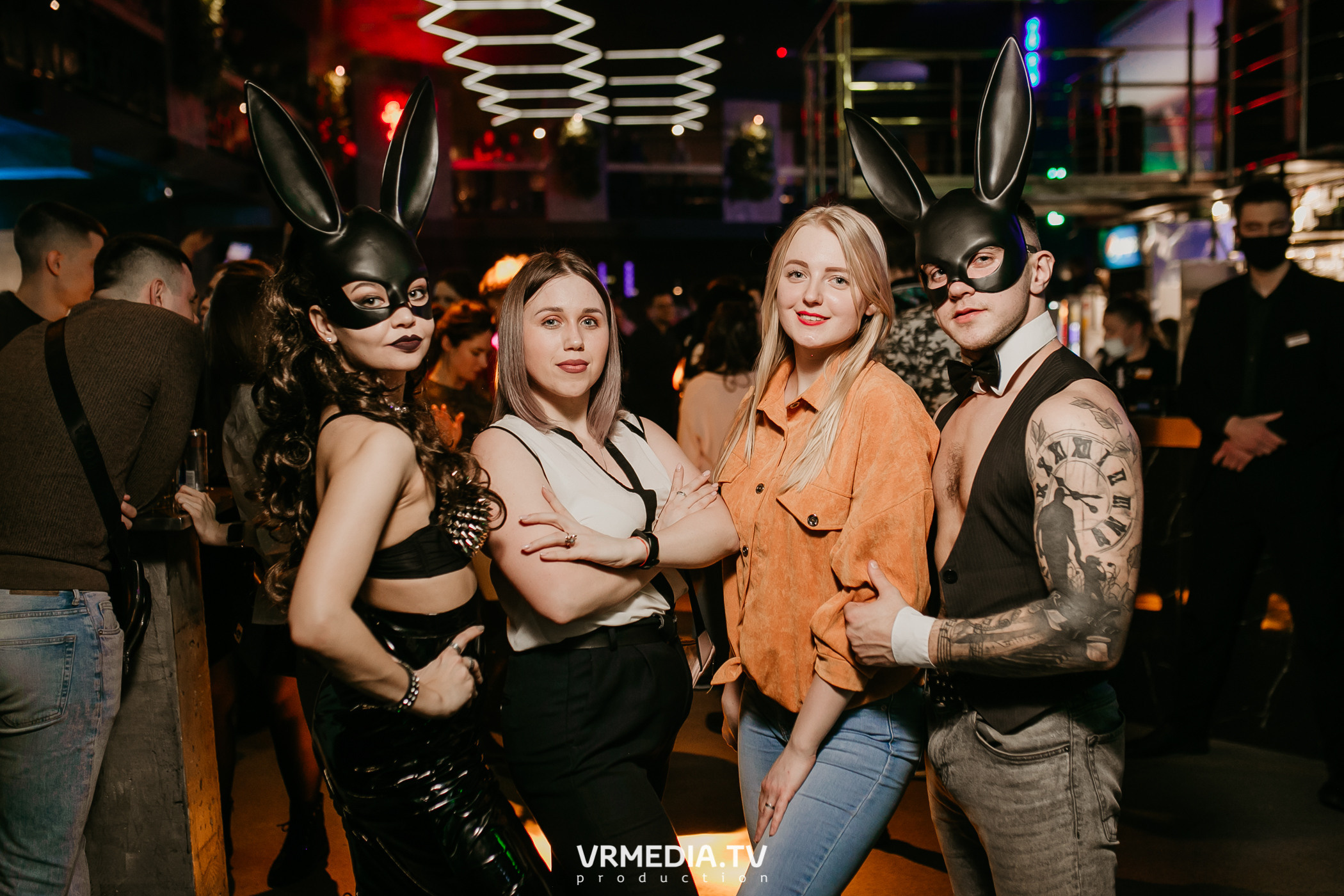 Выходные в баре «DOSKI»