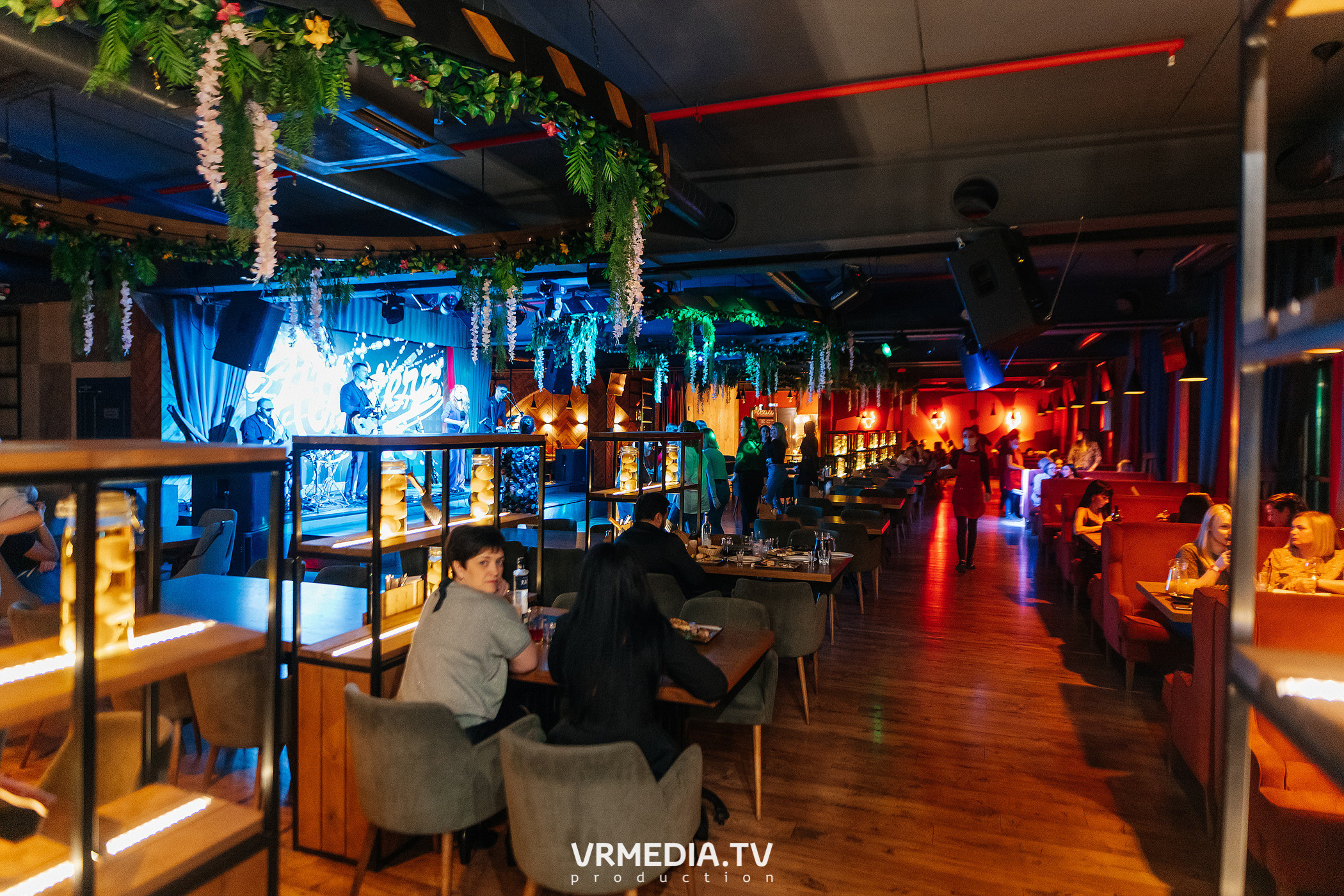 #ЖАРКИЕДНИИНОЧИ в гриль-баре «Жара»