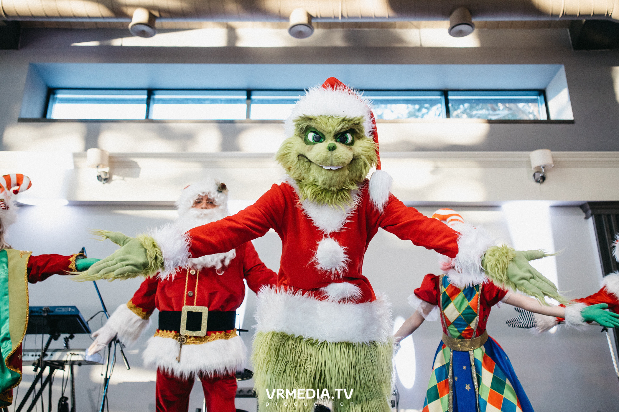 Индиго в гриль-баре «Жара»