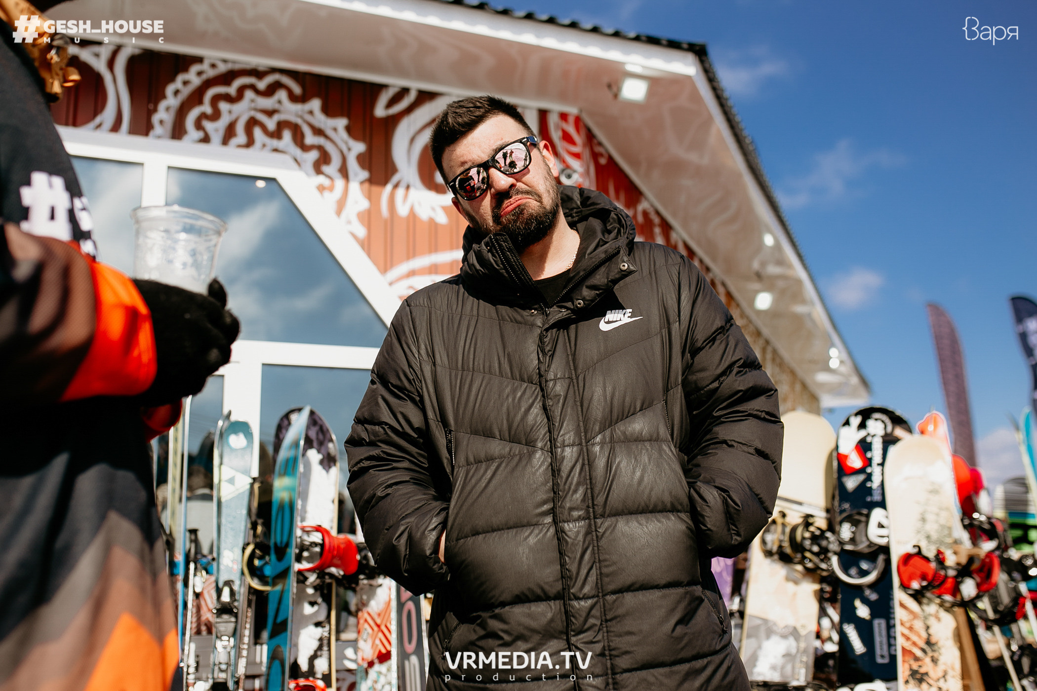 GESH HOUSE MUSIC в ВАРЯ бар