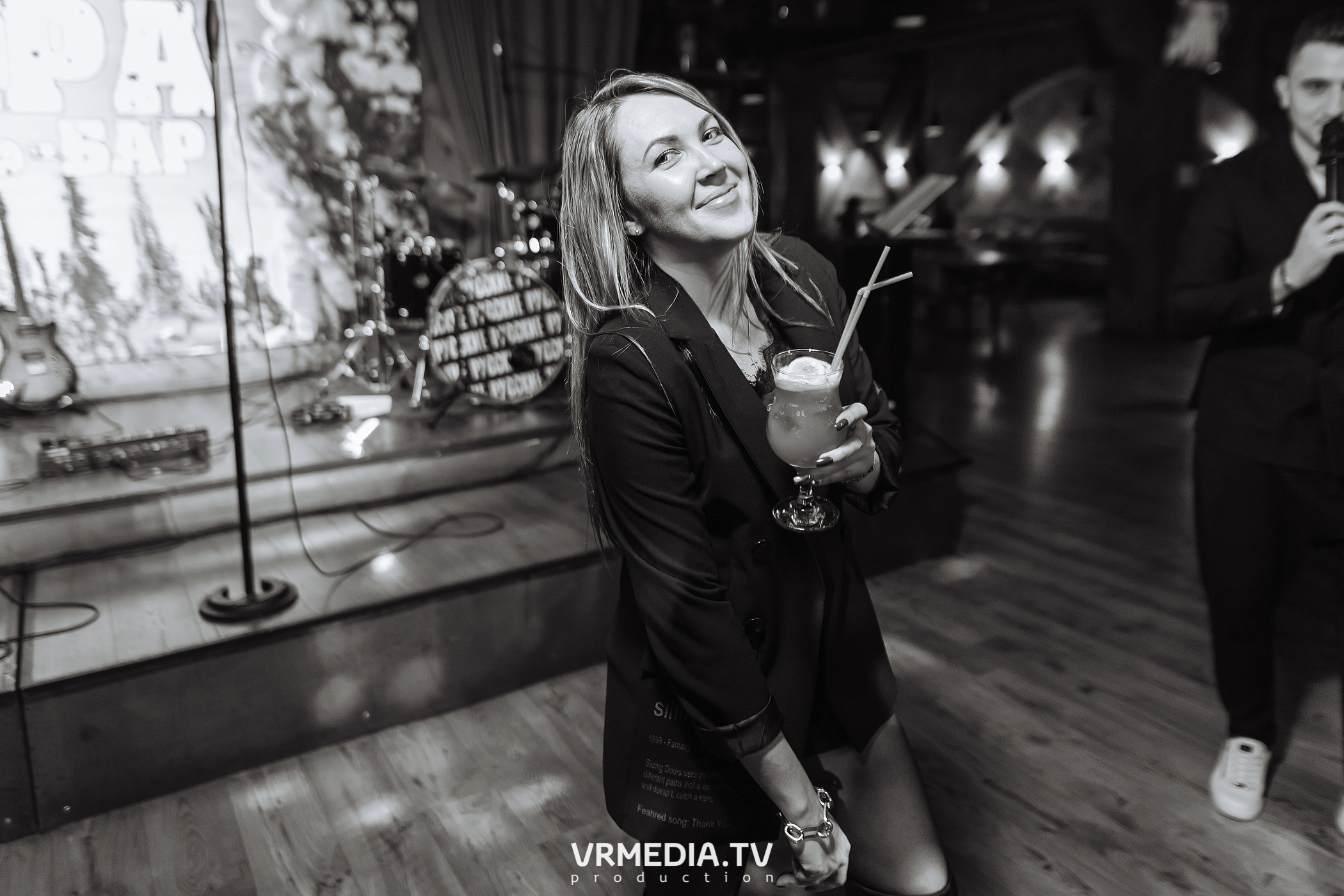 Мы русские в гриль-баре «Жара»