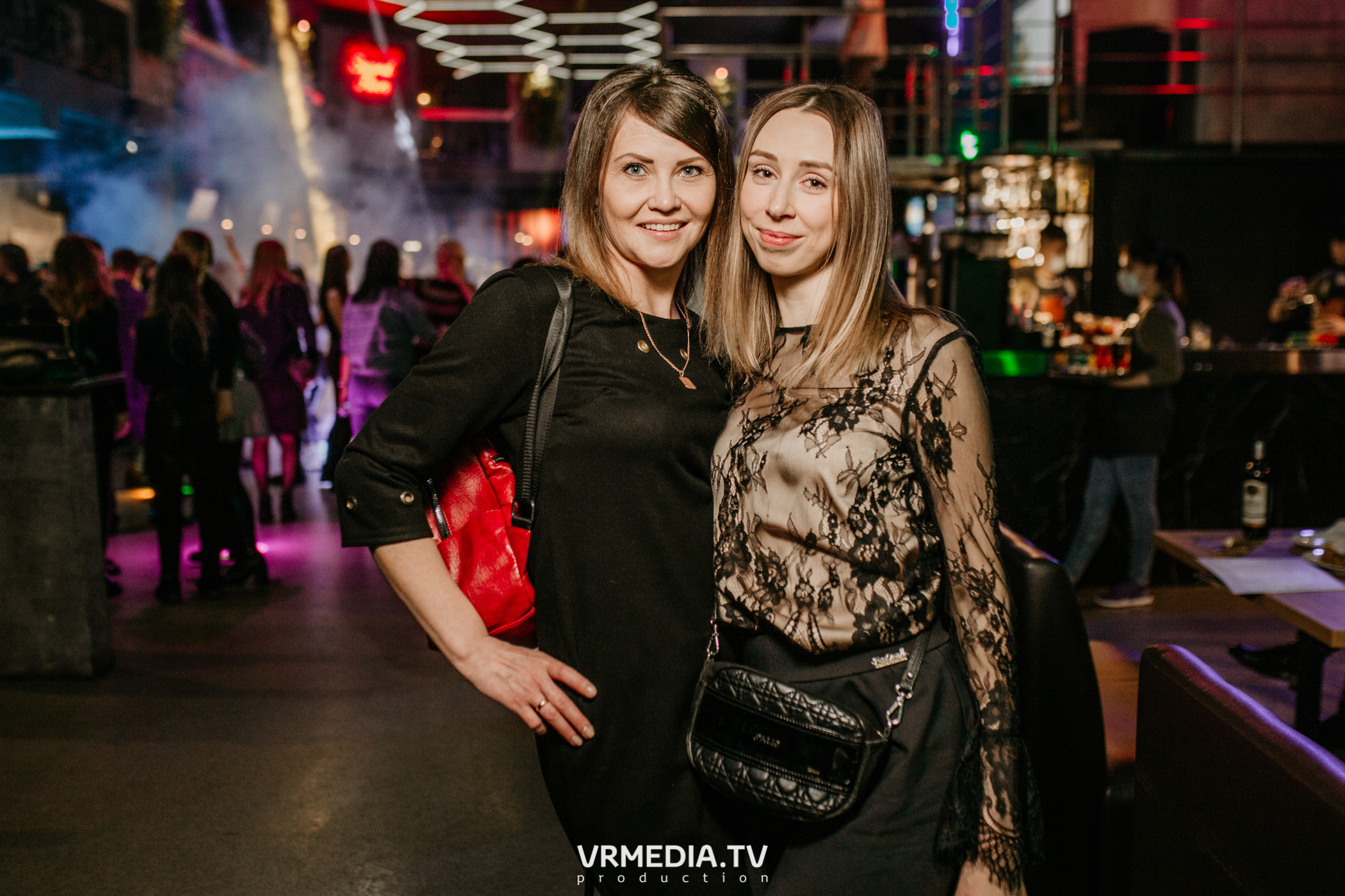 Выходные в баре «DOSKI»