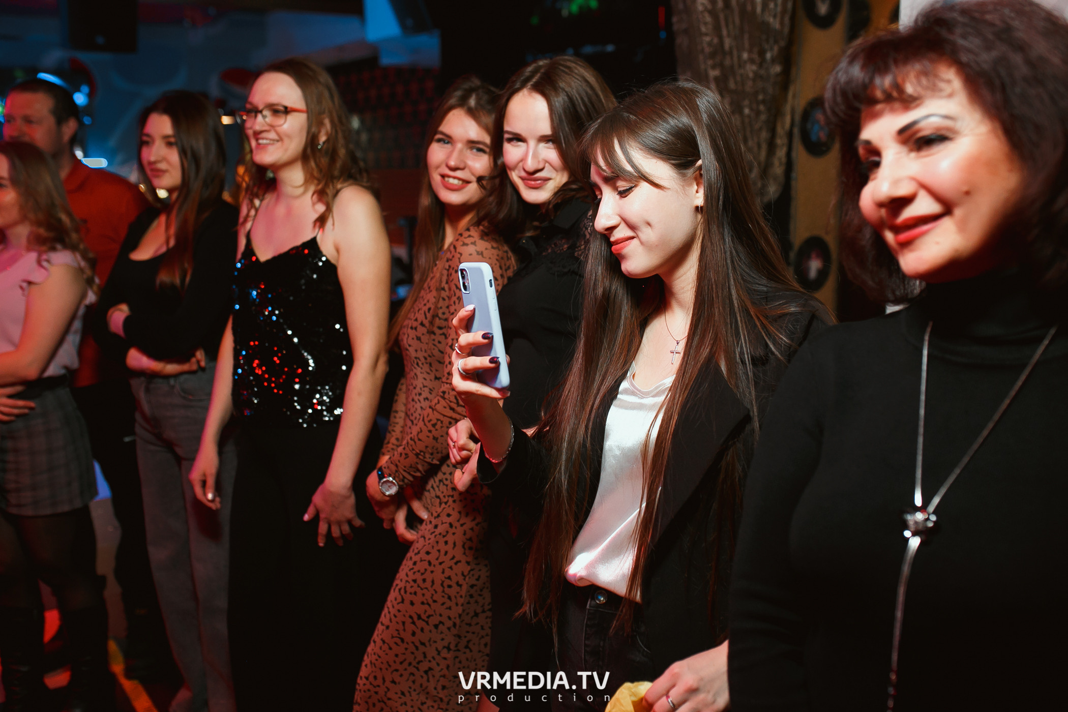 Международный женский день в караоке-баре «Четыре стихии»