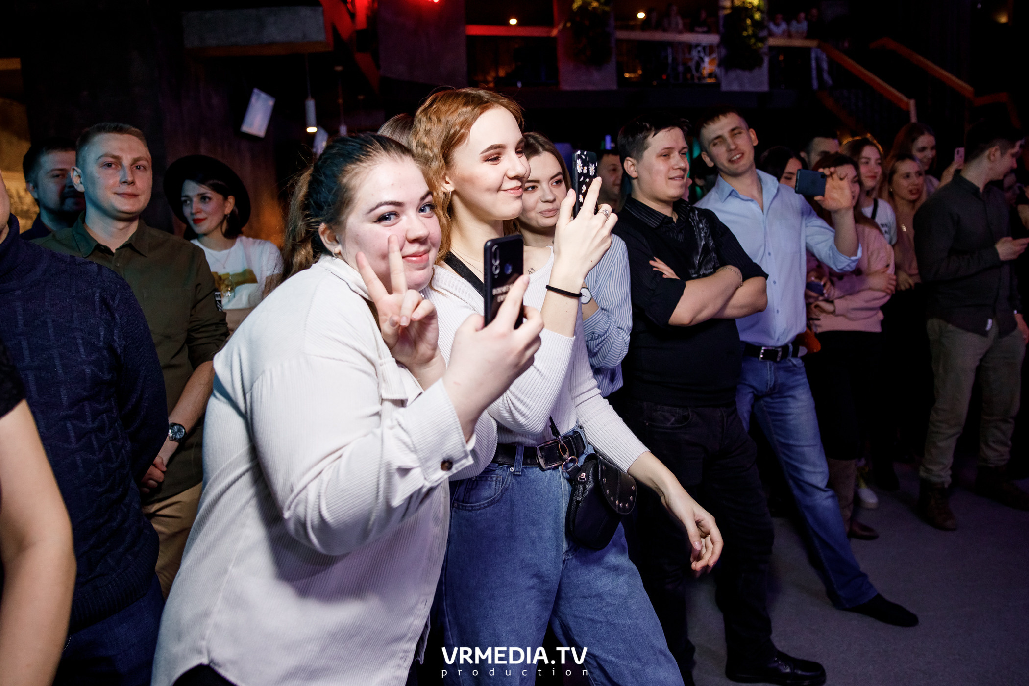 Выходные в баре «DOSKI»