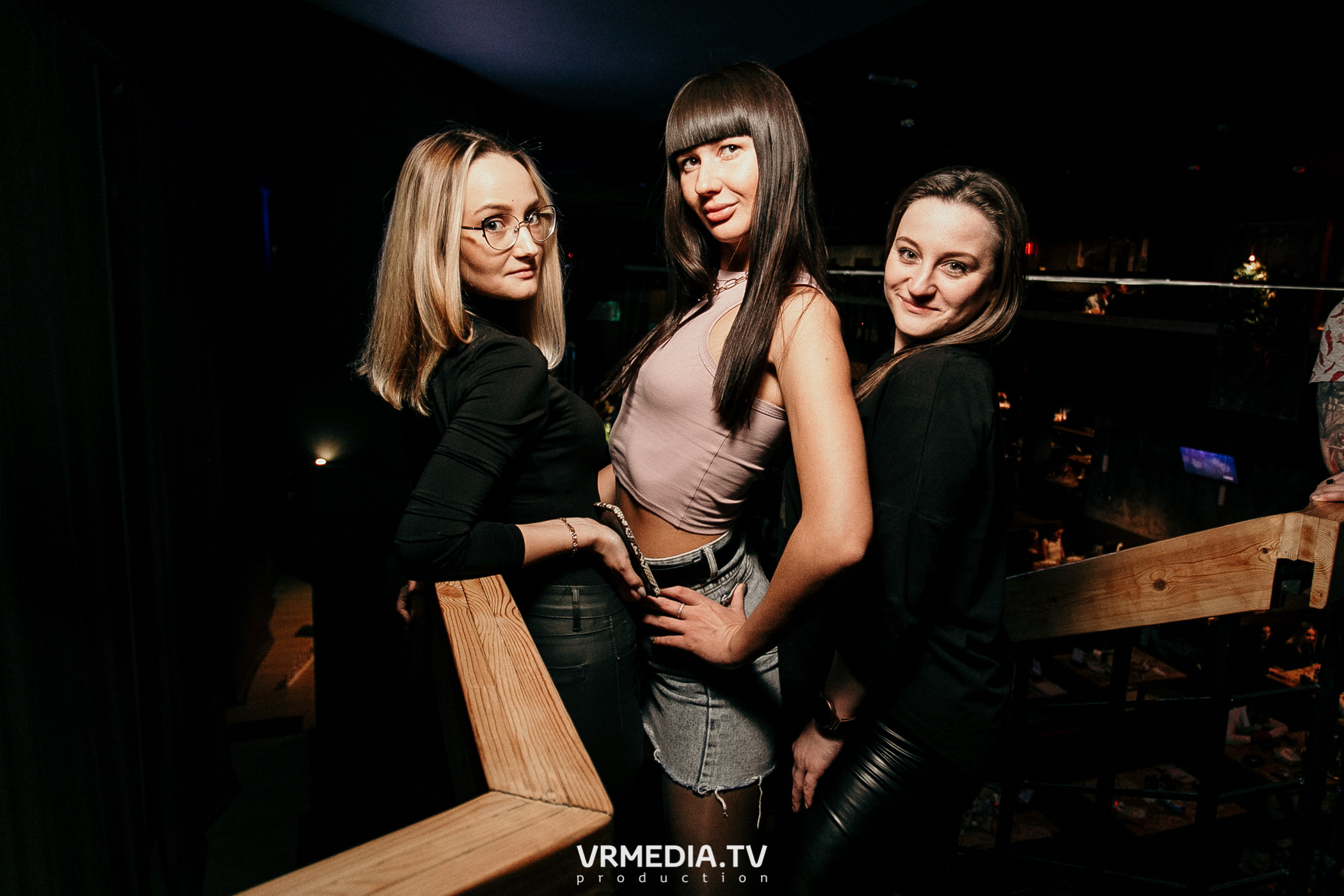 Выходные в баре «DOSKI»