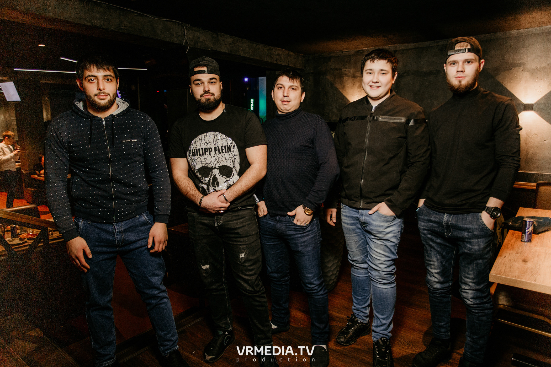 Выходные в баре «DOSKI»