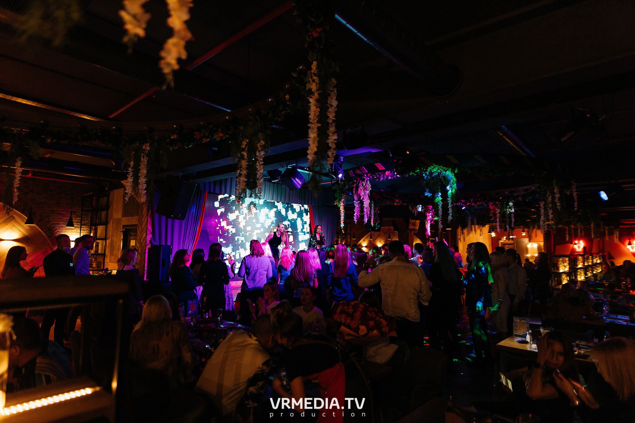 Золотой состав группы «Стрелки» в гриль-баре «Жара»