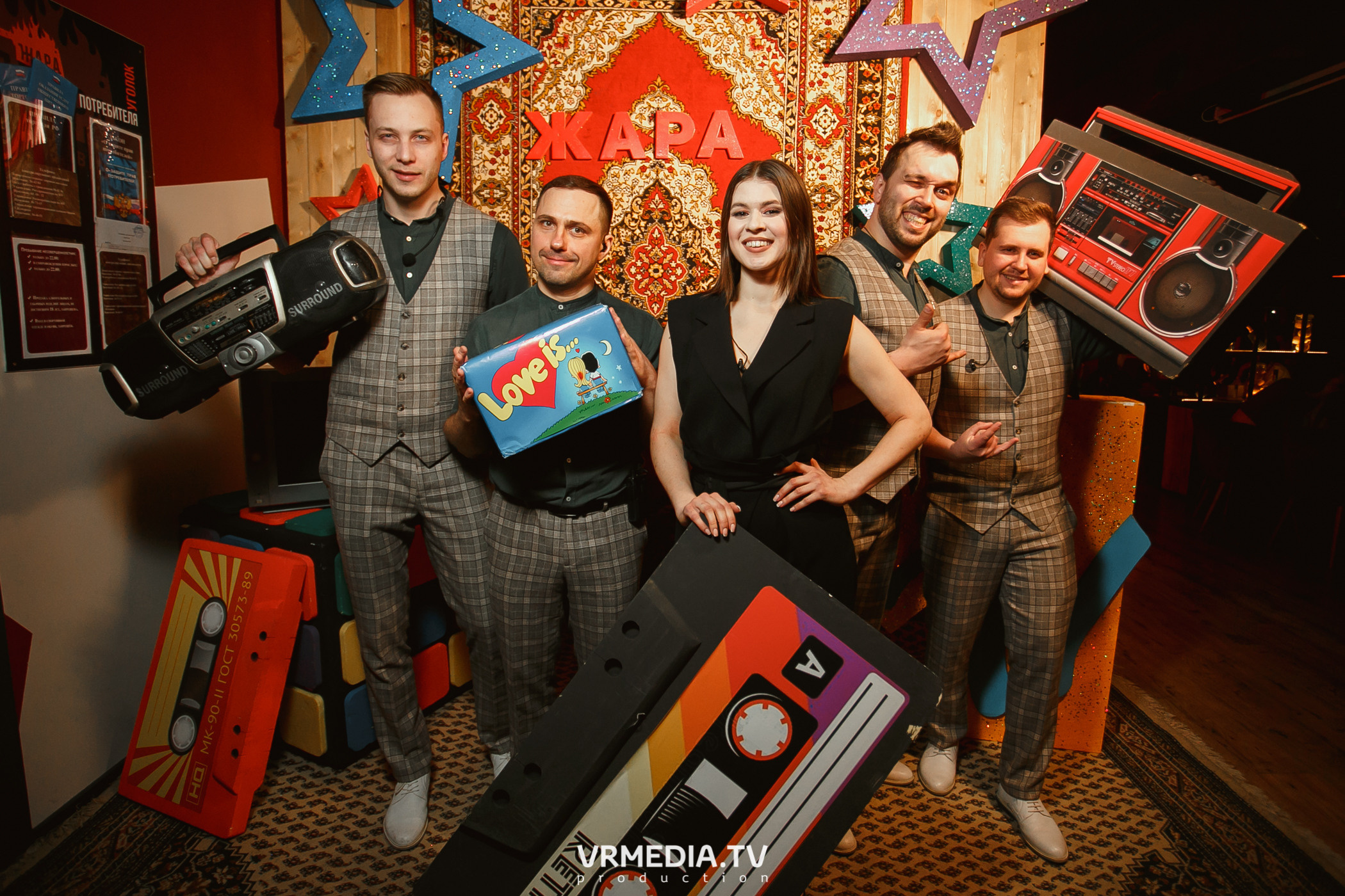 Крупным Планом в гриль-баре «Жара»