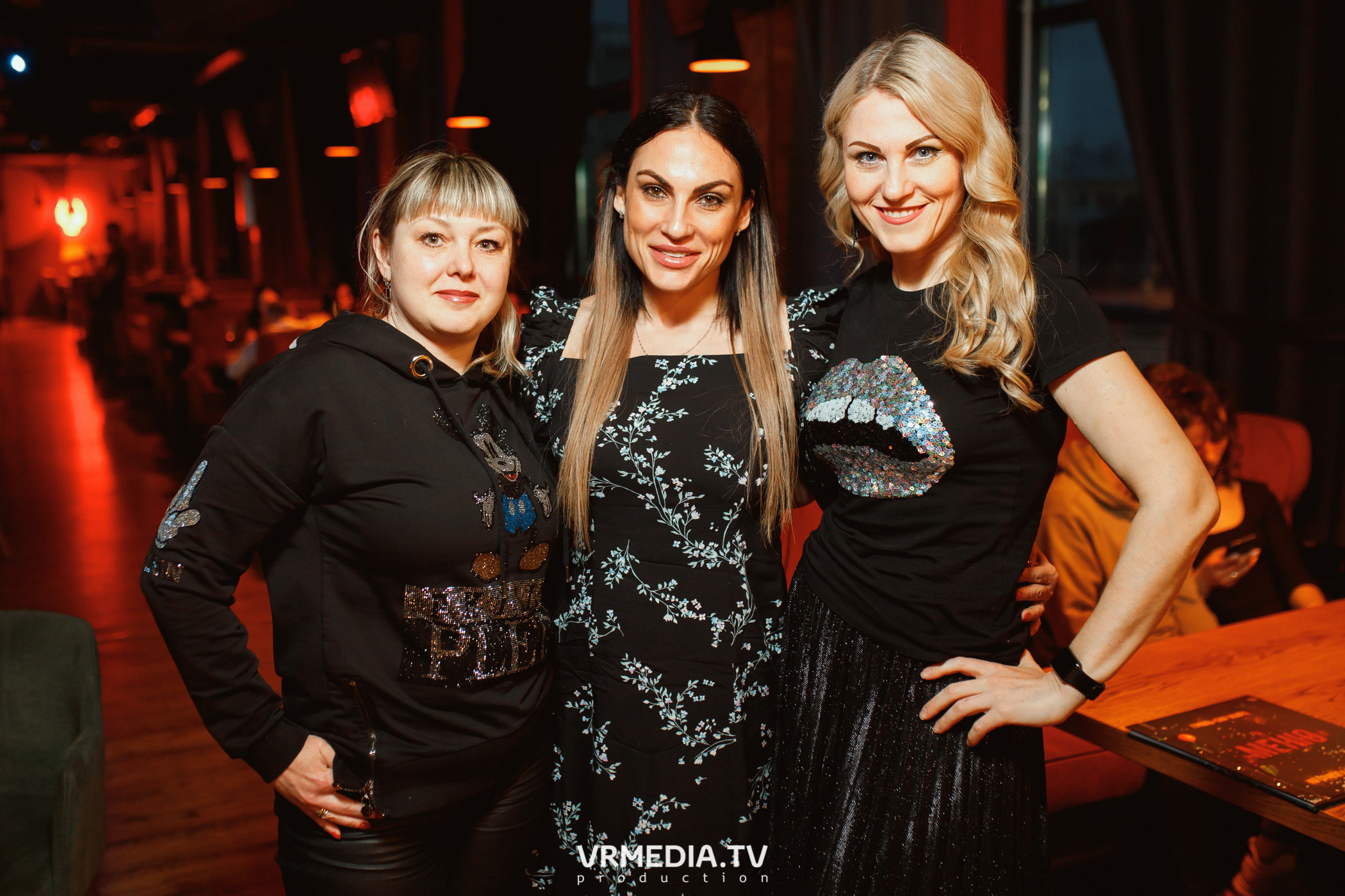 Концерт группы «Отпетые Мошенники» в гриль-баре «Жара»