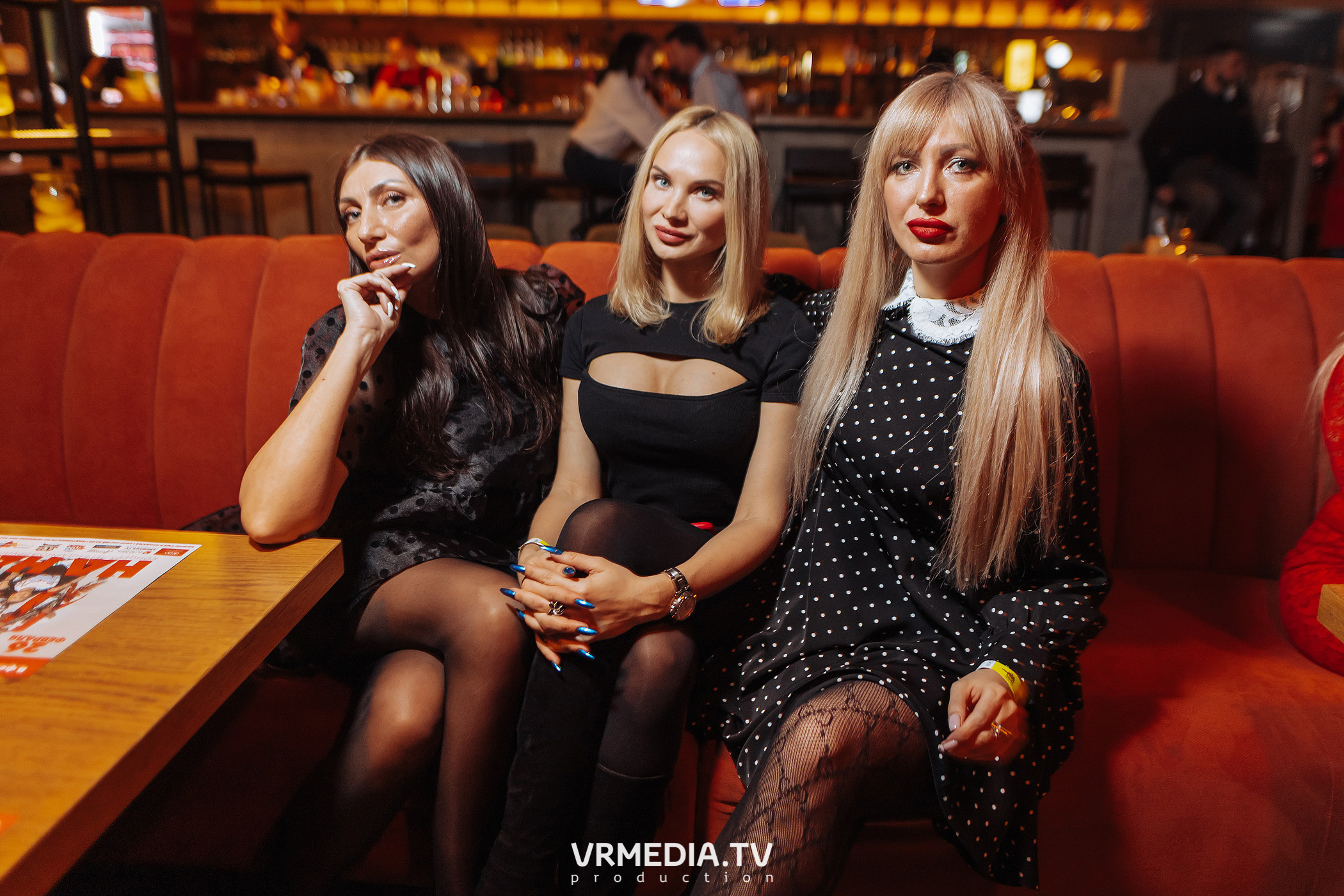 Мы русские в гриль-баре «Жара»