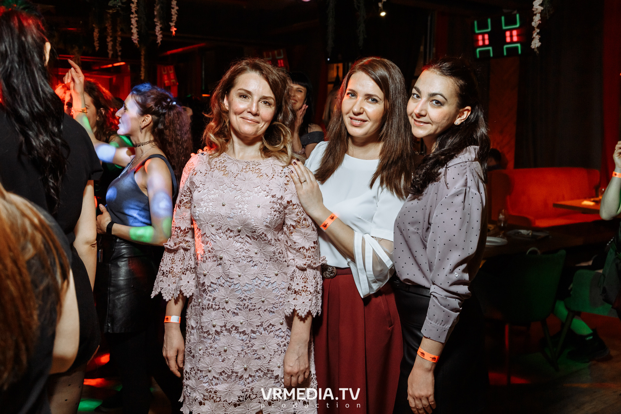 #ЖаркийЖенскийДень в гриль-баре «Жара»