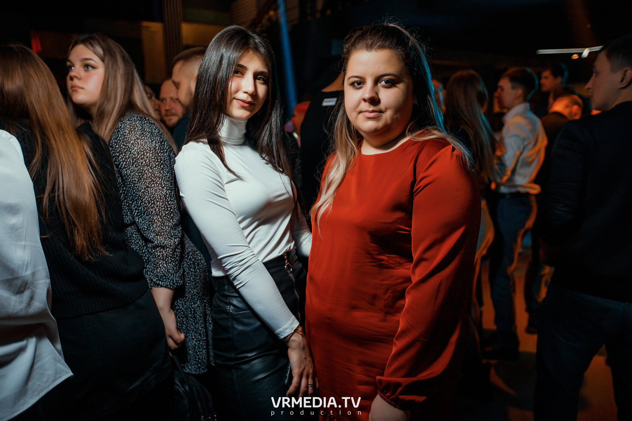 Выходные в баре «DOSKI»