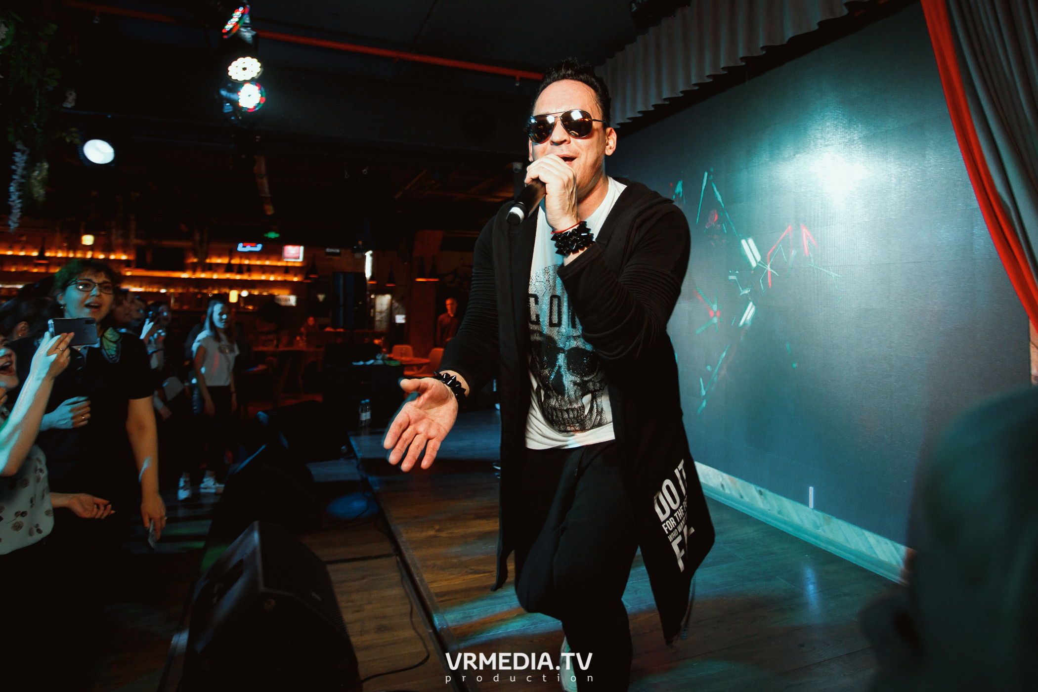 Концерт группы «Отпетые Мошенники» в гриль-баре «Жара»