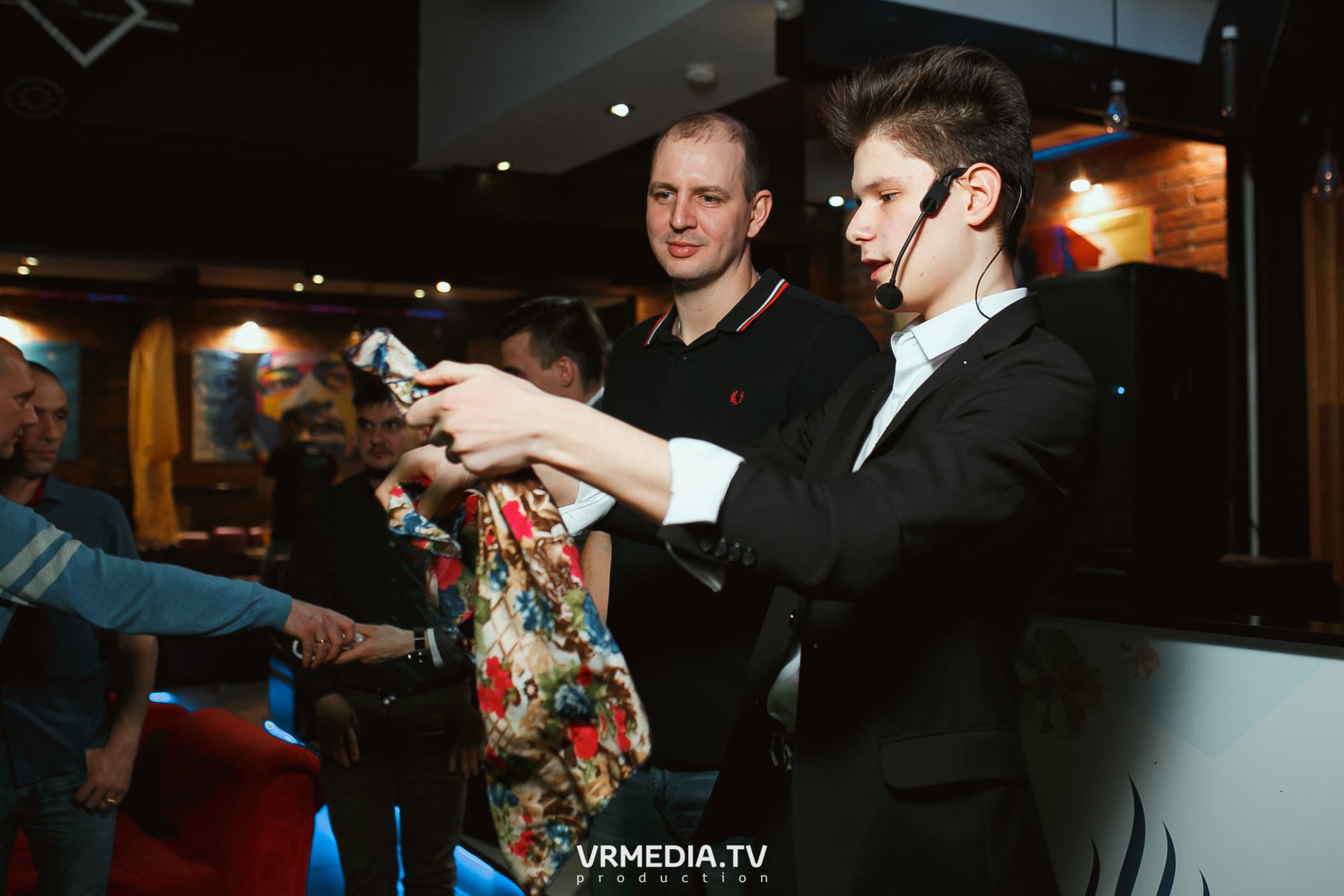 Международный женский день в караоке-баре «Четыре стихии»