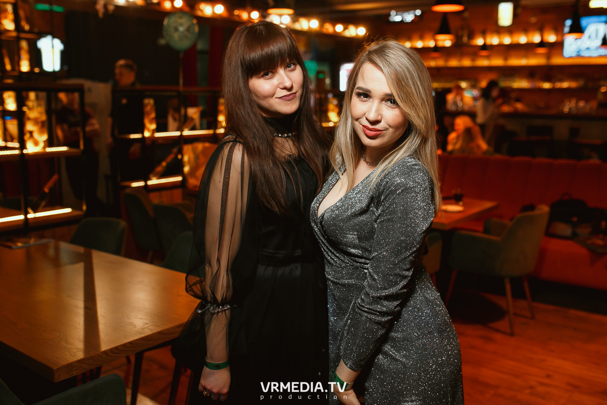 Крупным Планом в гриль-баре «Жара»