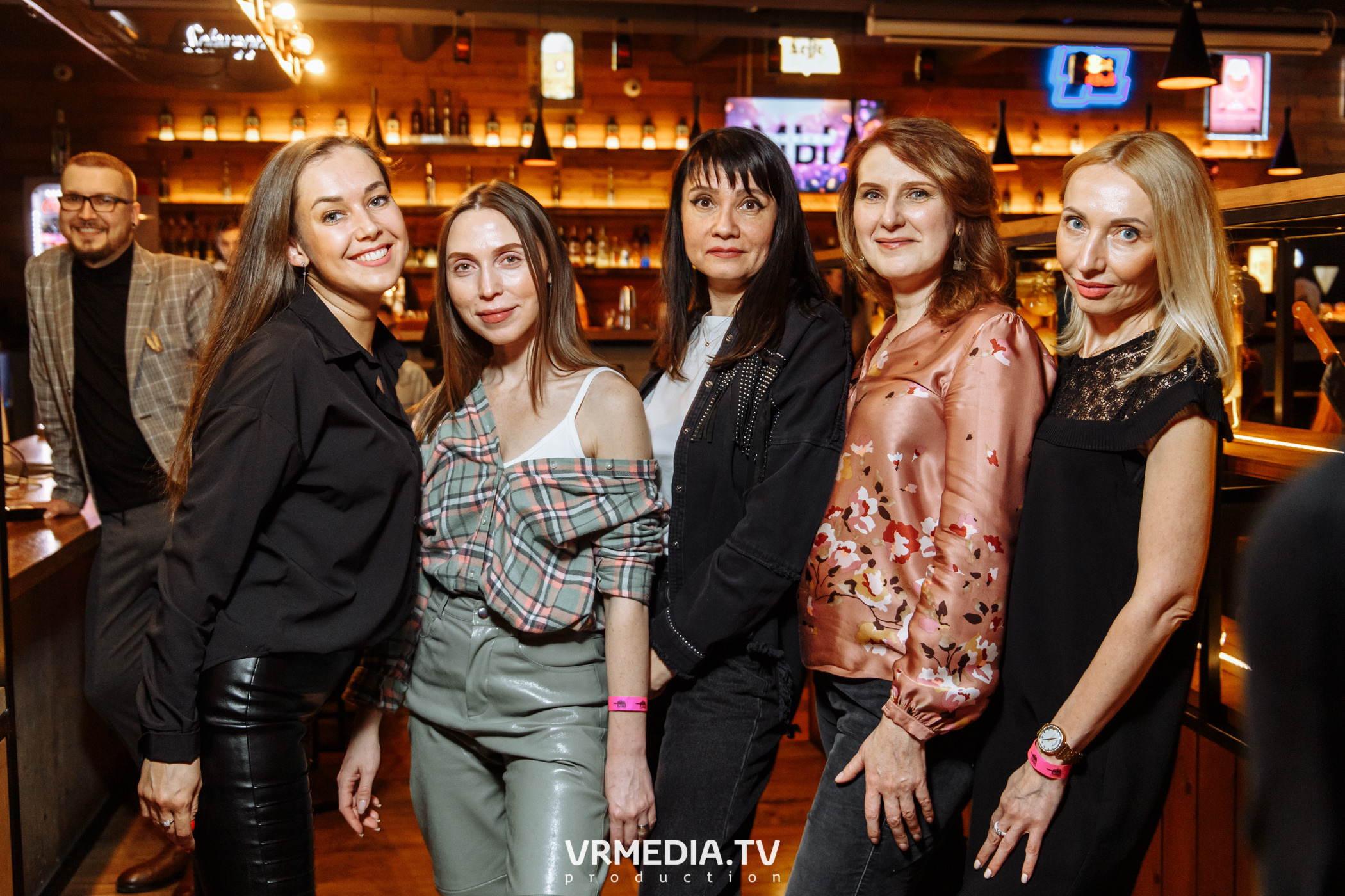 #ЖаркийЖенскийДень в гриль-баре «Жара»