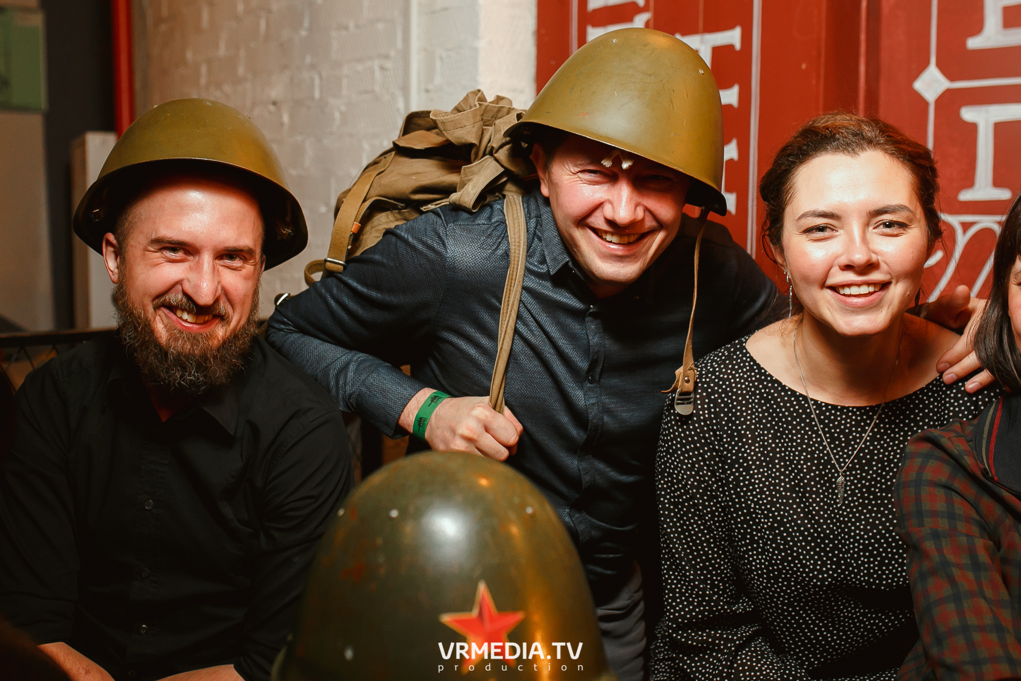 Крупным Планом в гриль-баре «Жара»