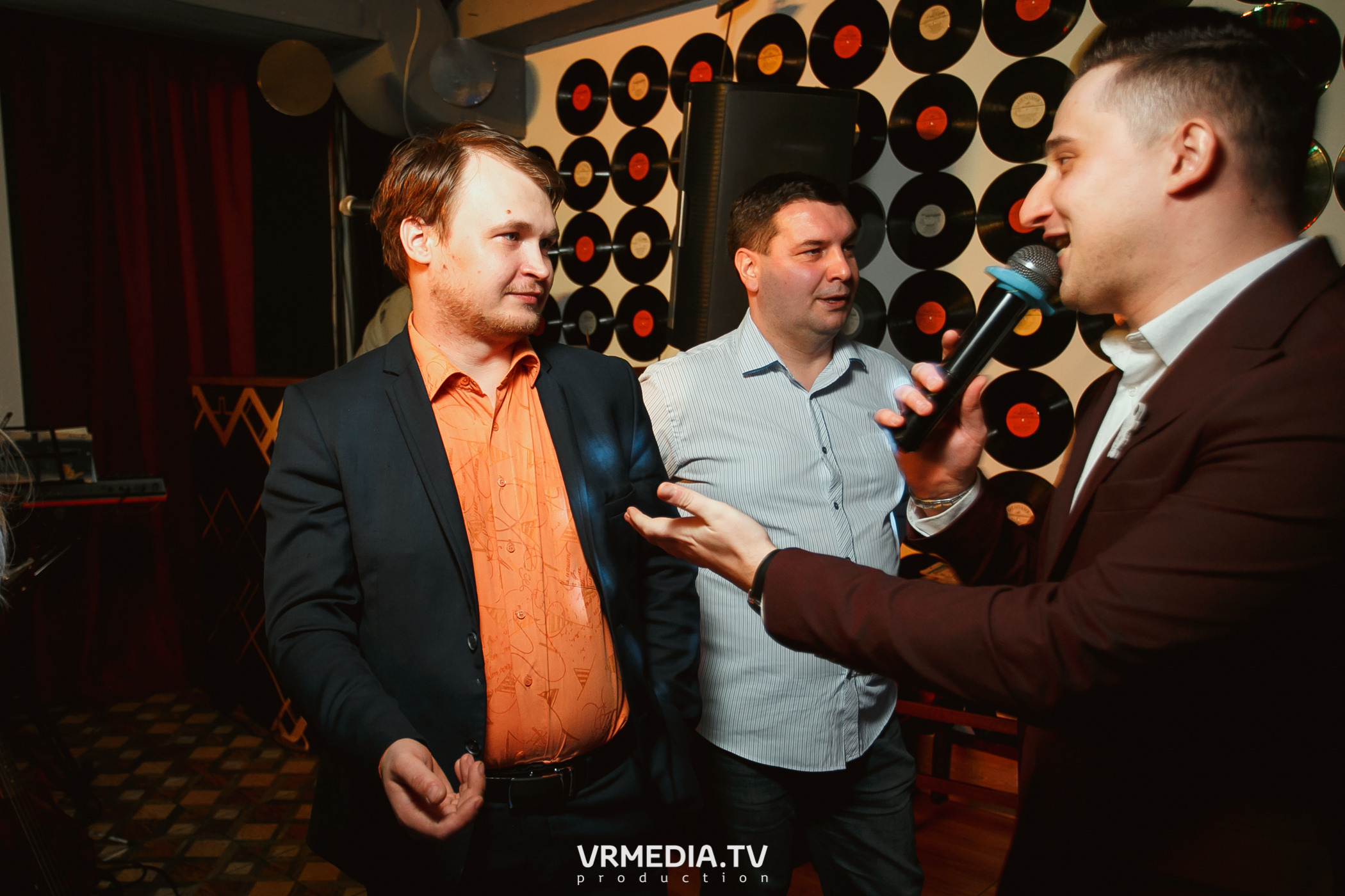 Международный женский день в караоке «Mimo Not»