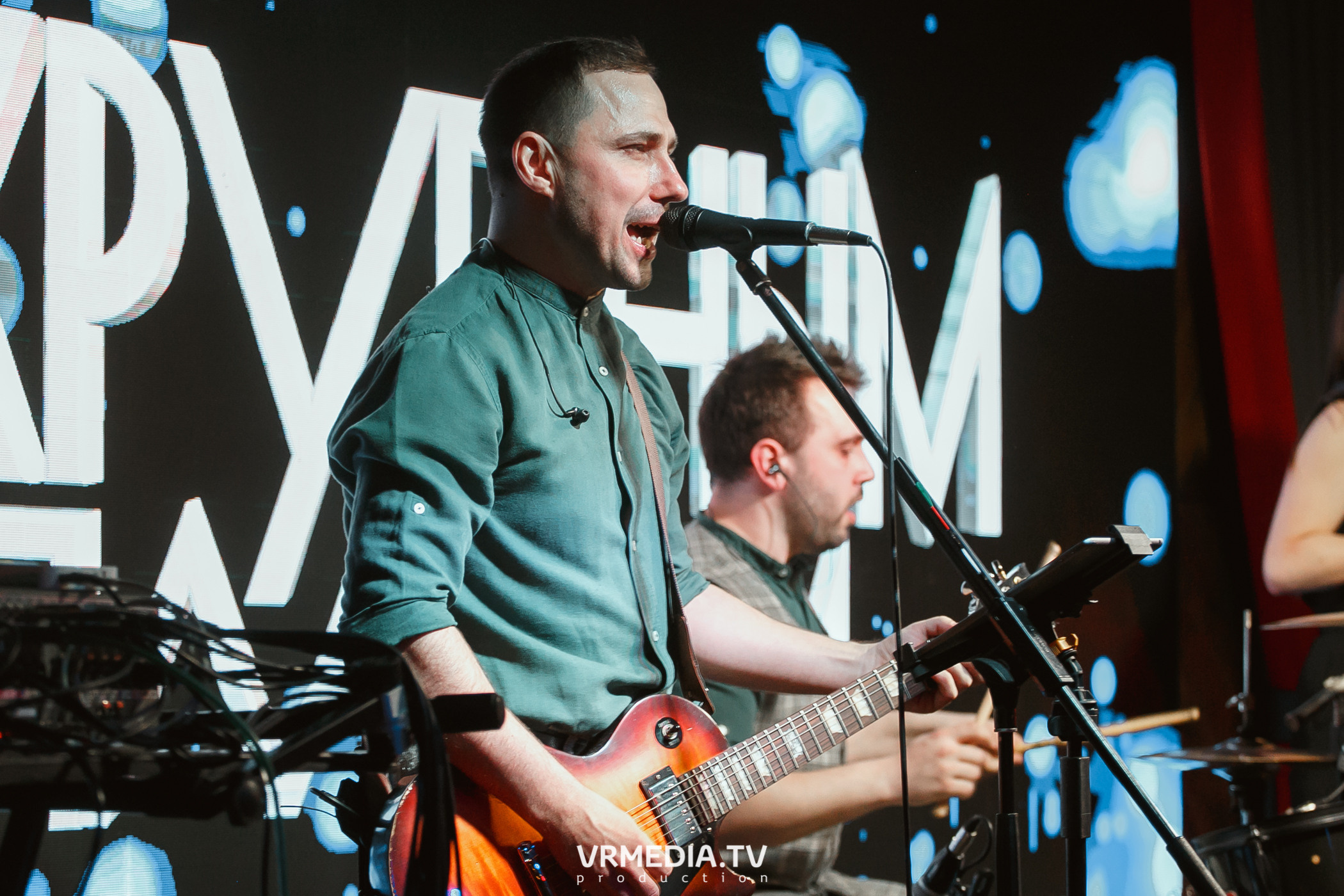 Крупным Планом в гриль-баре «Жара»