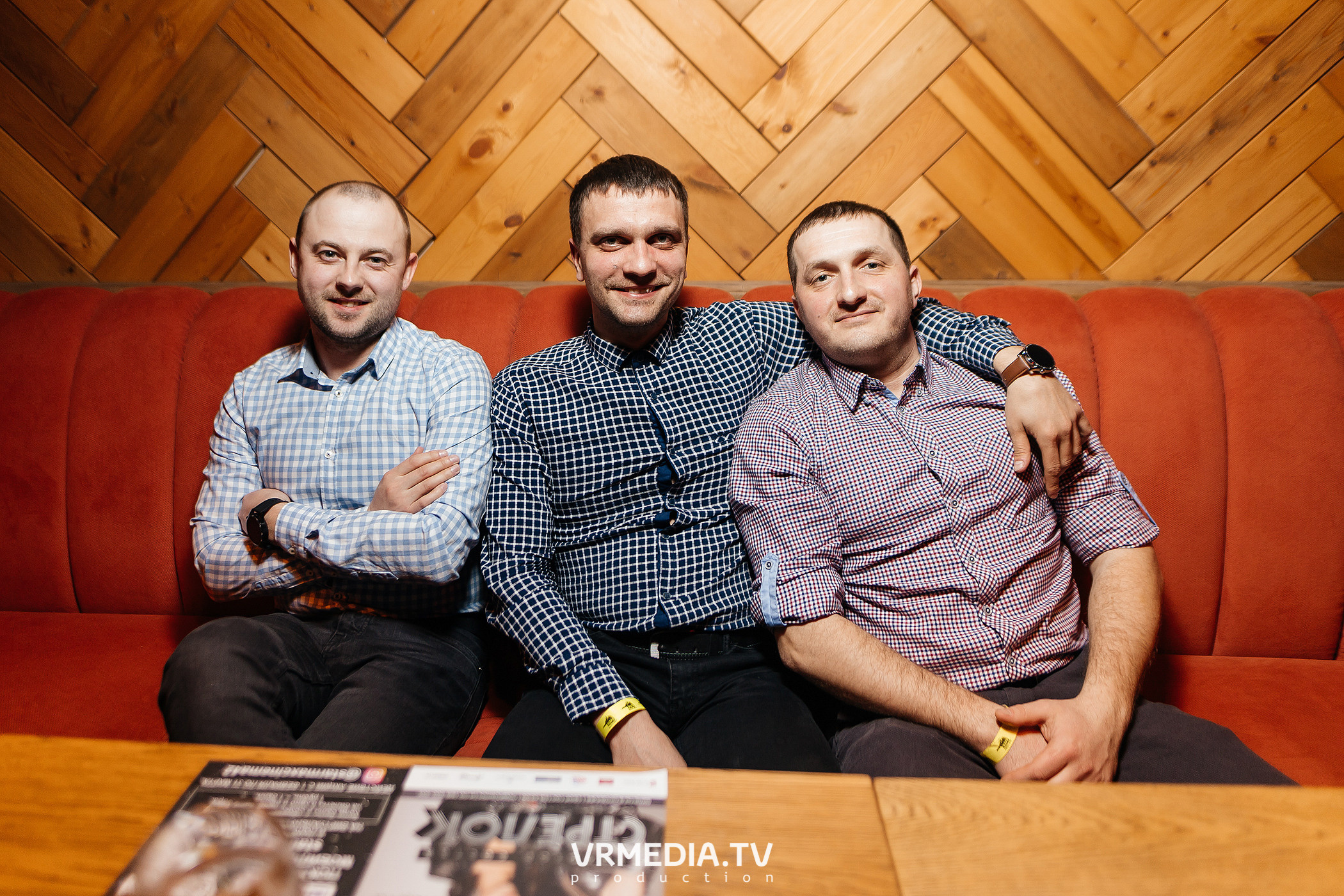 Крупным Планов в гриль-баре «Жара»