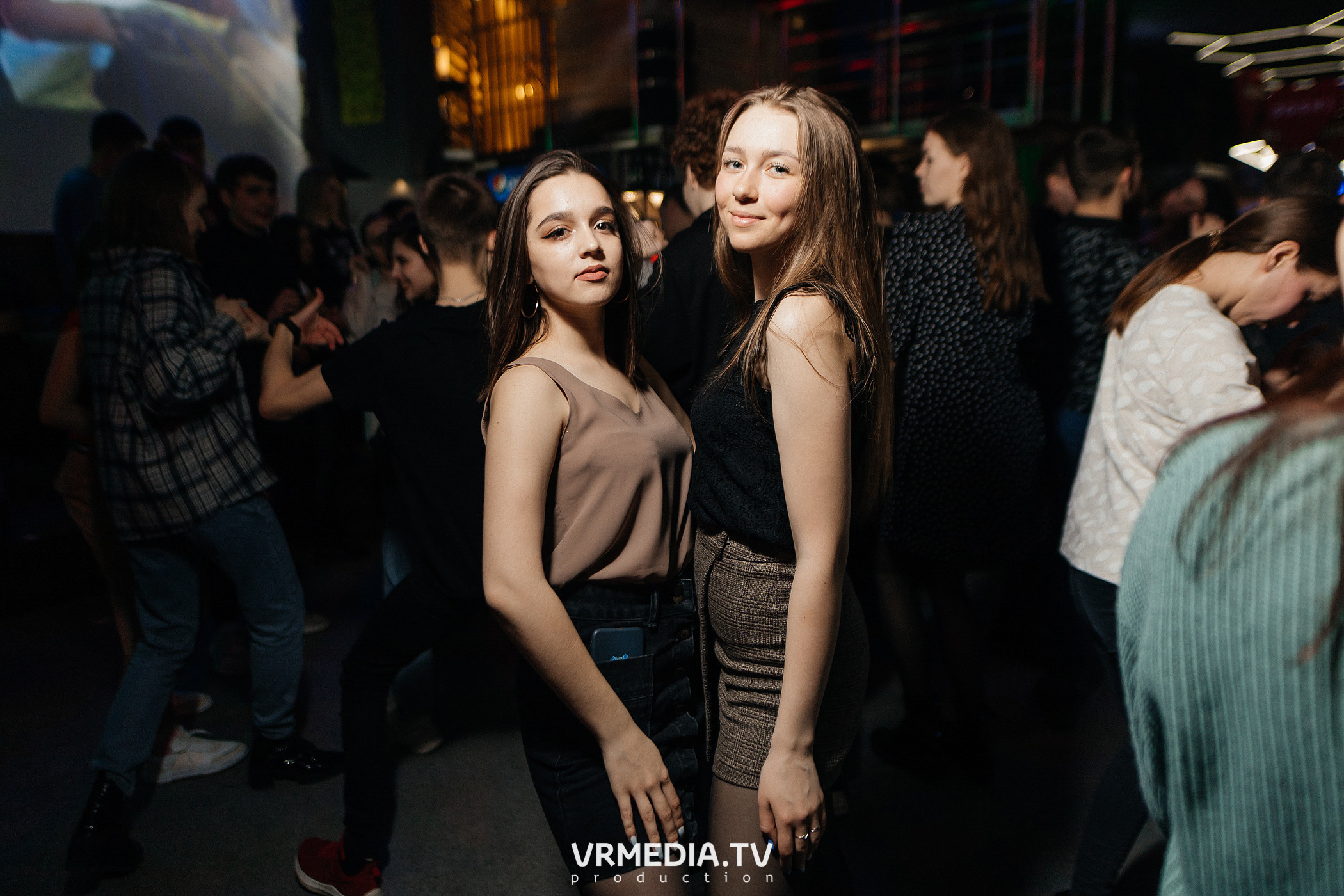 Выходные в баре «DOSKI»