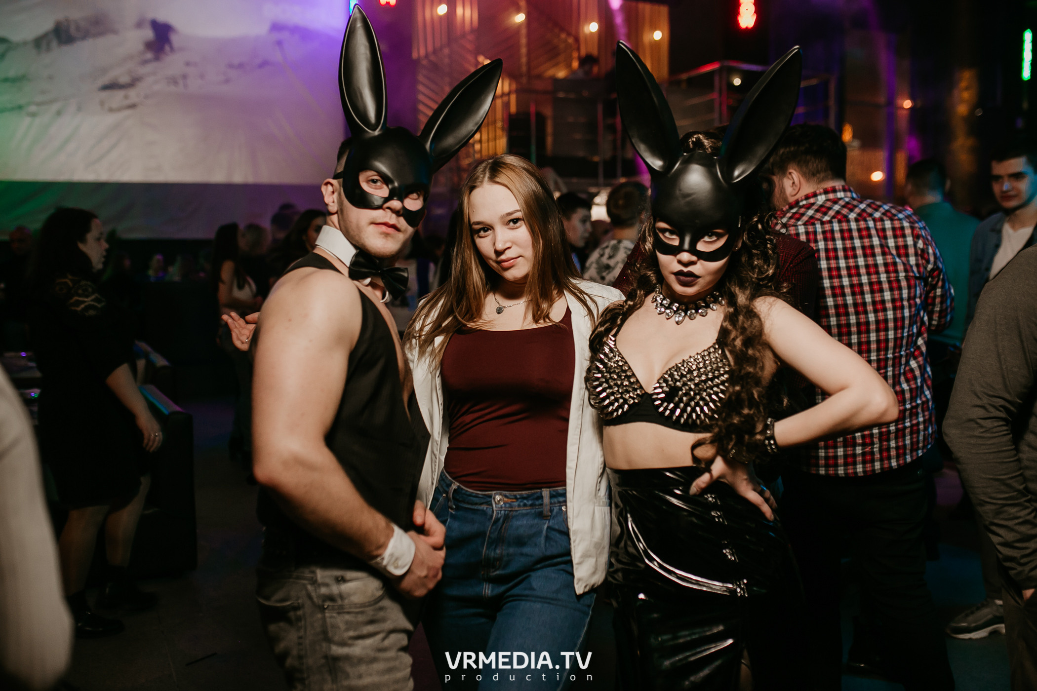 Выходные в баре «DOSKI»