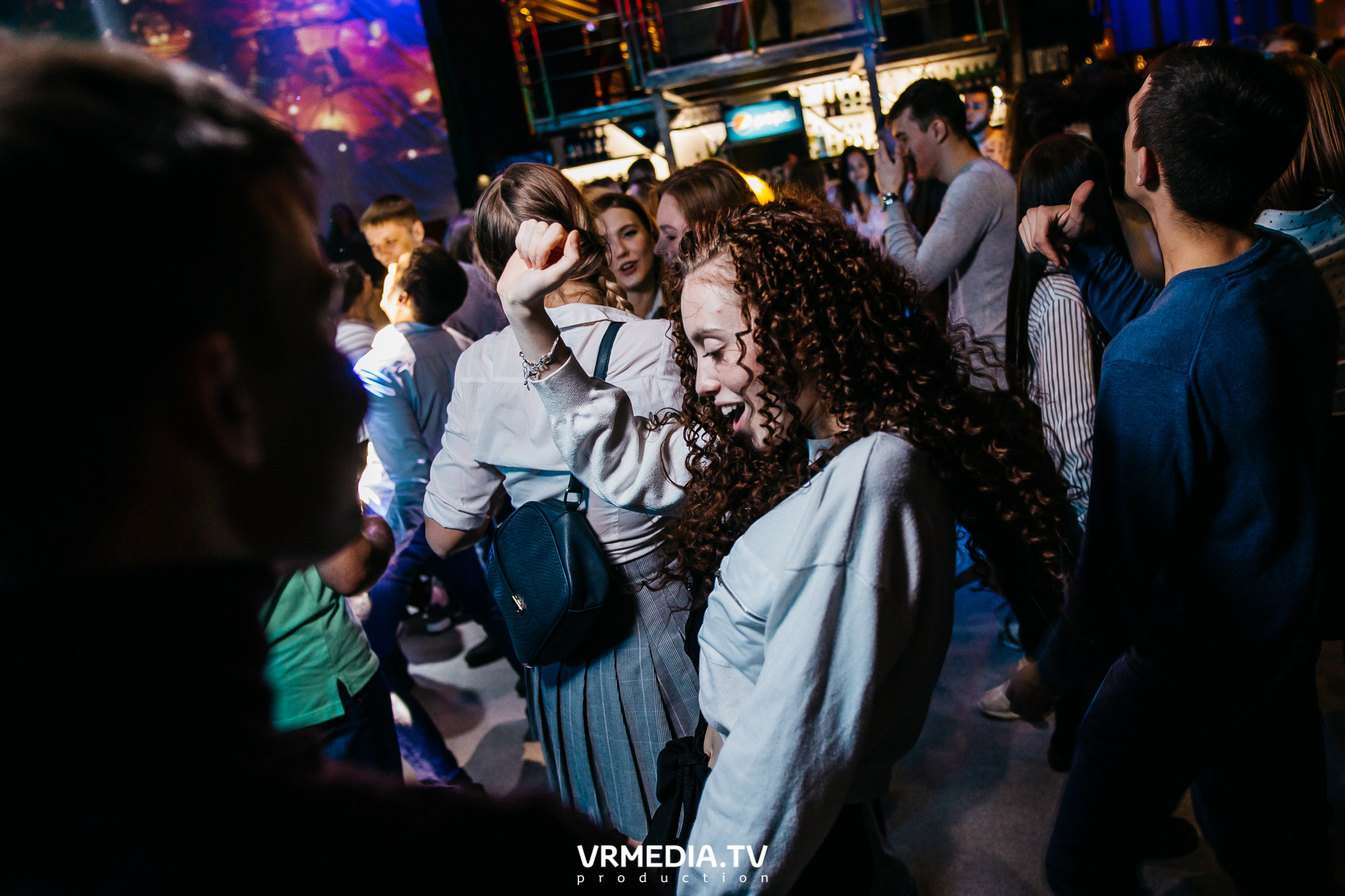 Выходные в баре «DOSKI»