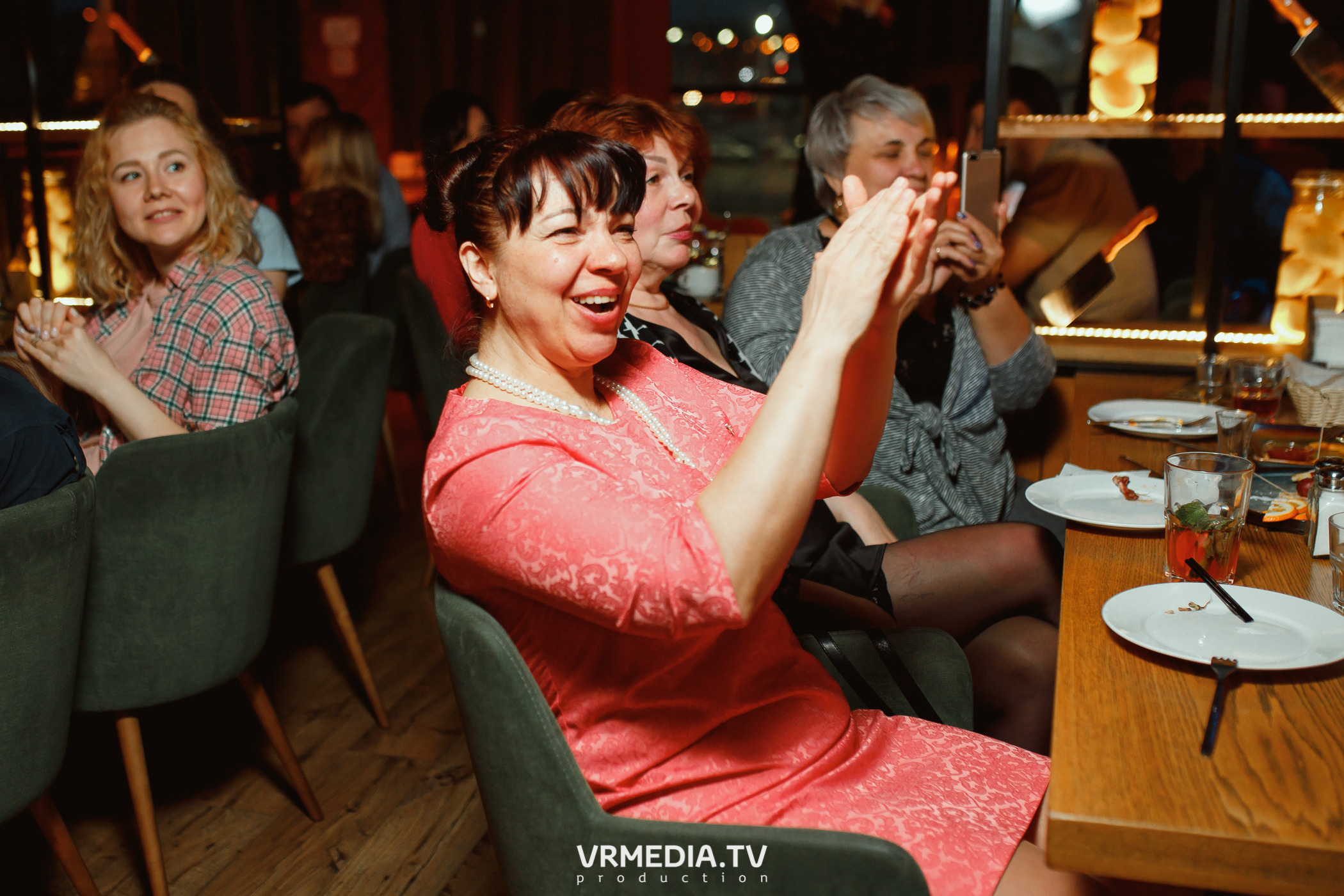 Концерт группы «Отпетые Мошенники» в гриль-баре «Жара»