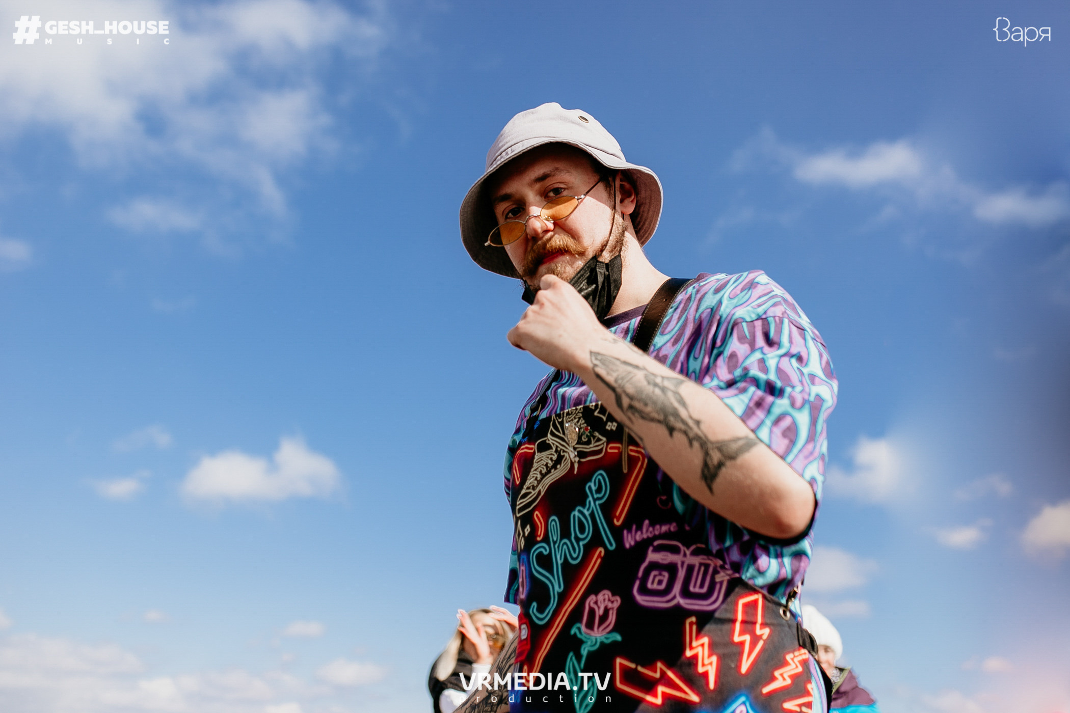 GESH HOUSE MUSIC в ВАРЯ бар