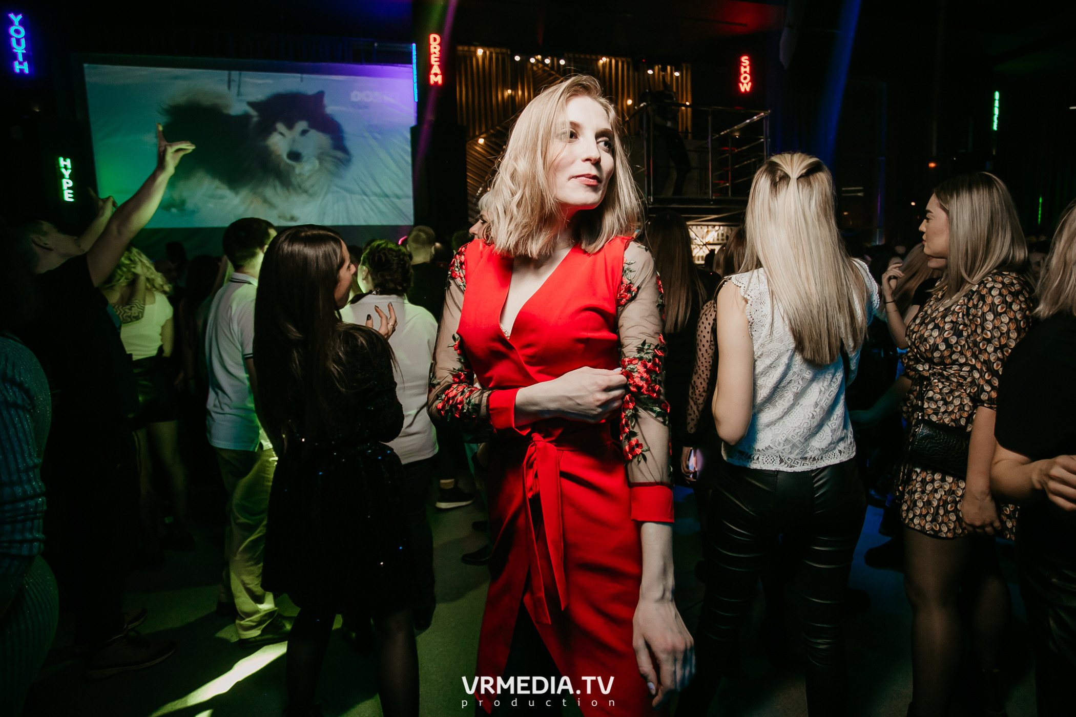 Выходные в баре «DOSKI»