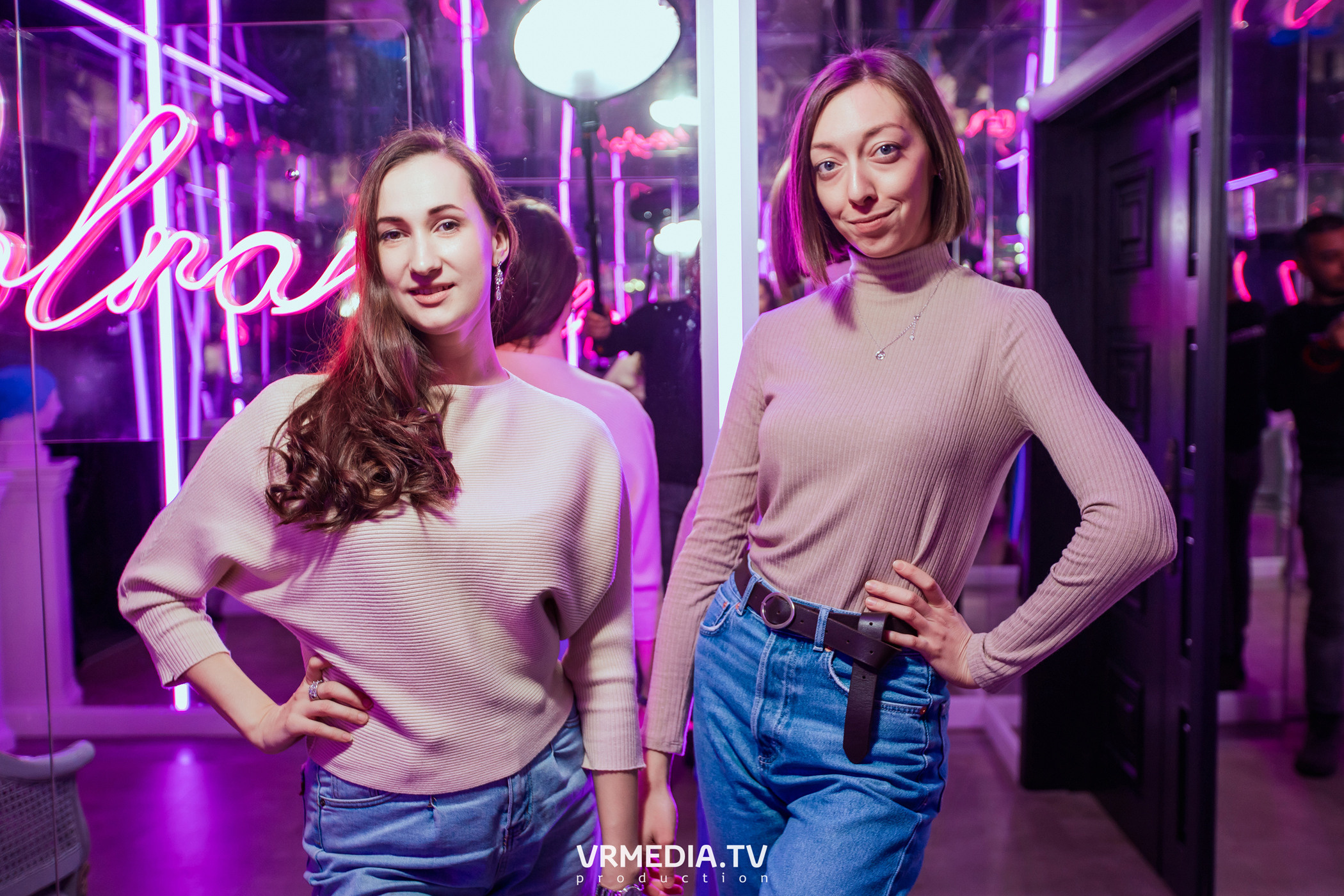 Довольно старый Новый год в караоке «Volna»