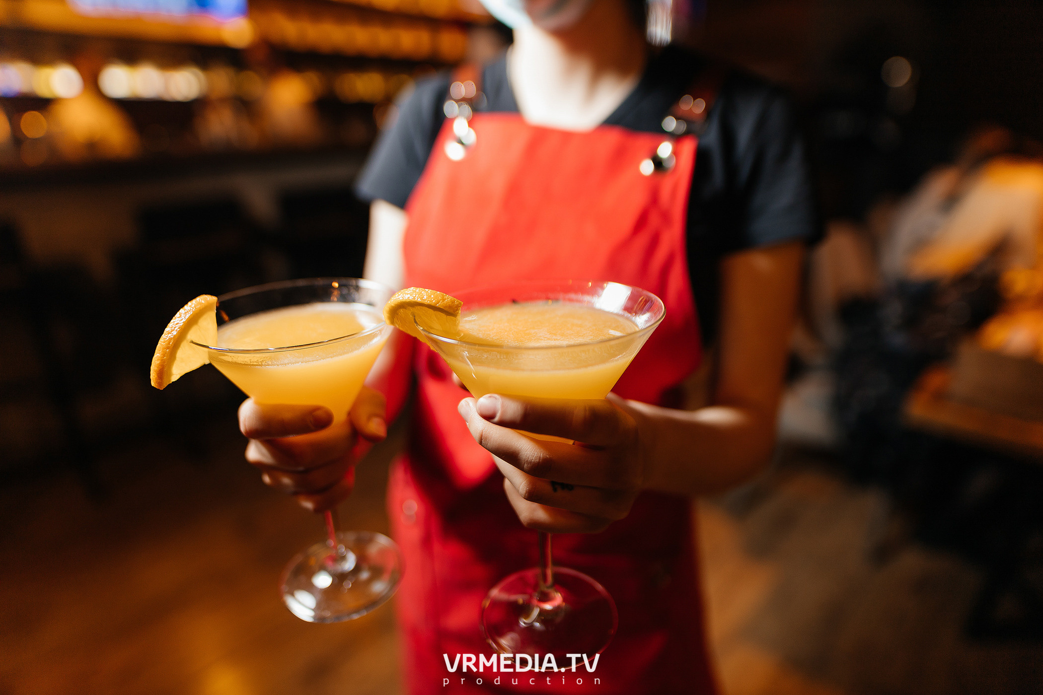 Крупным Планов в гриль-баре «Жара»