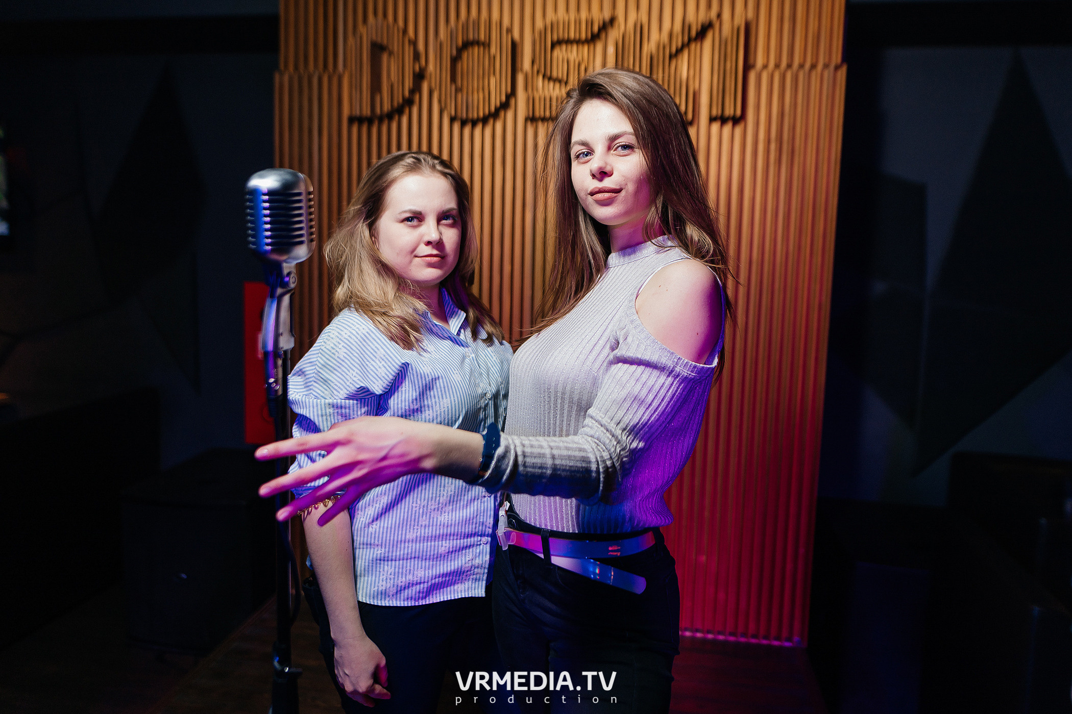 Выходные в баре «DOSKI»