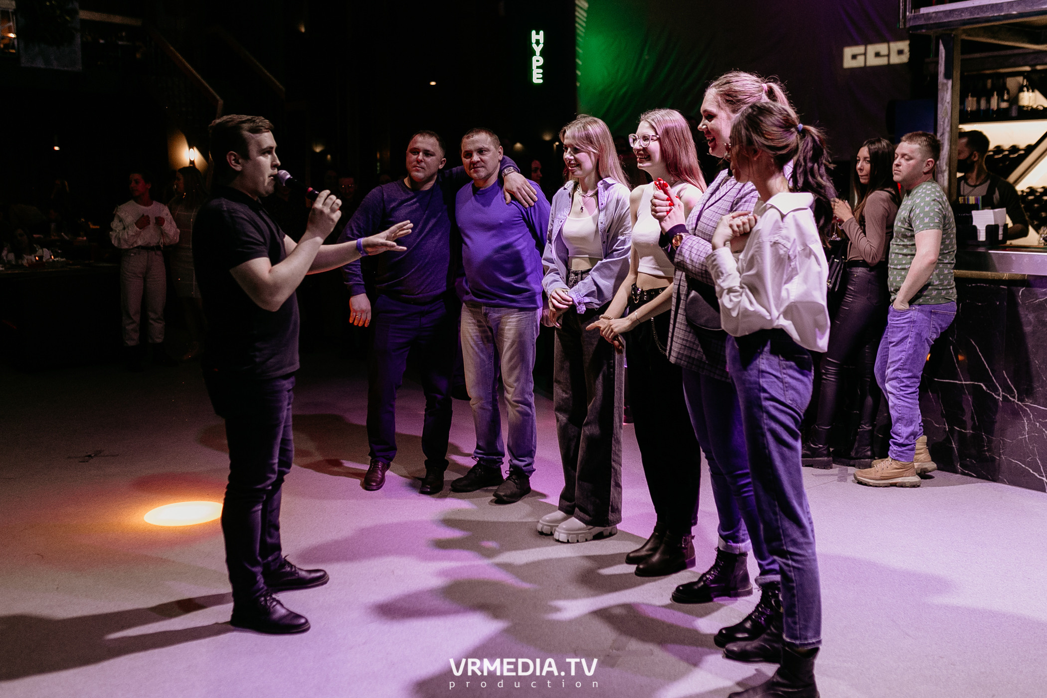 Выходные в баре «DOSKI»