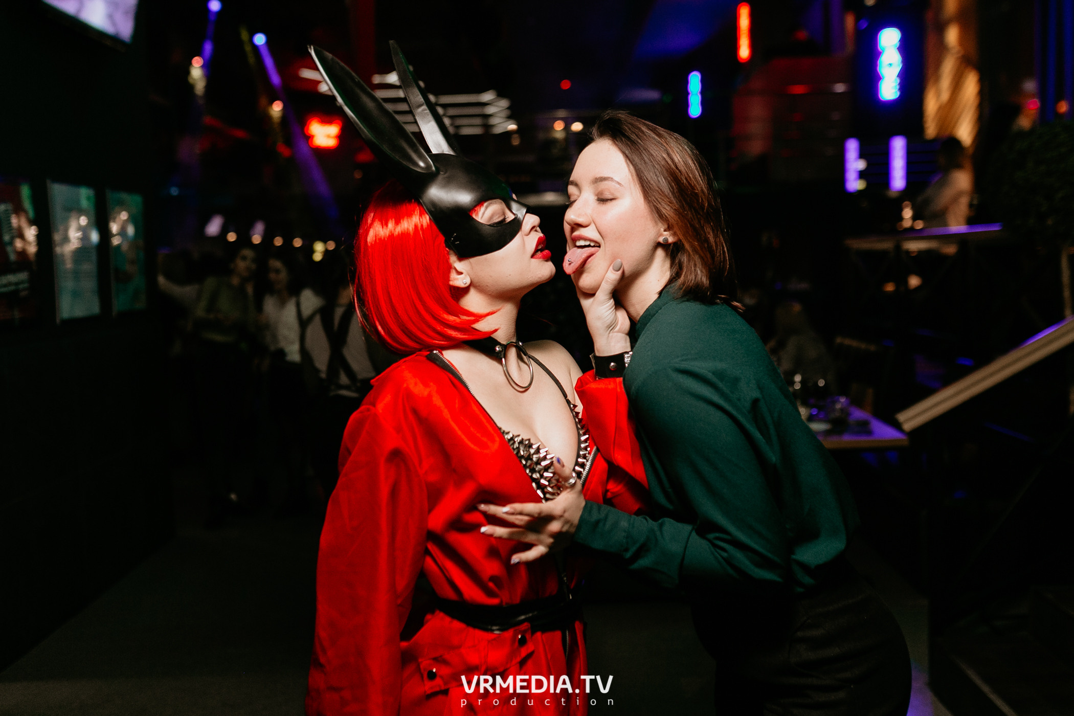 Выходные в баре «DOSKI»