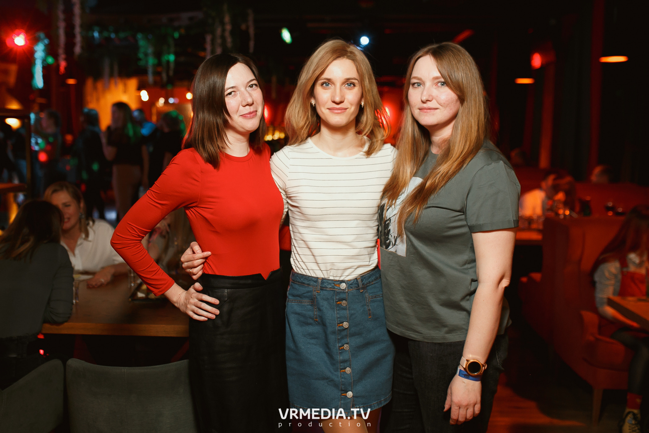 Алые Паруса в гриль-баре «Жара»