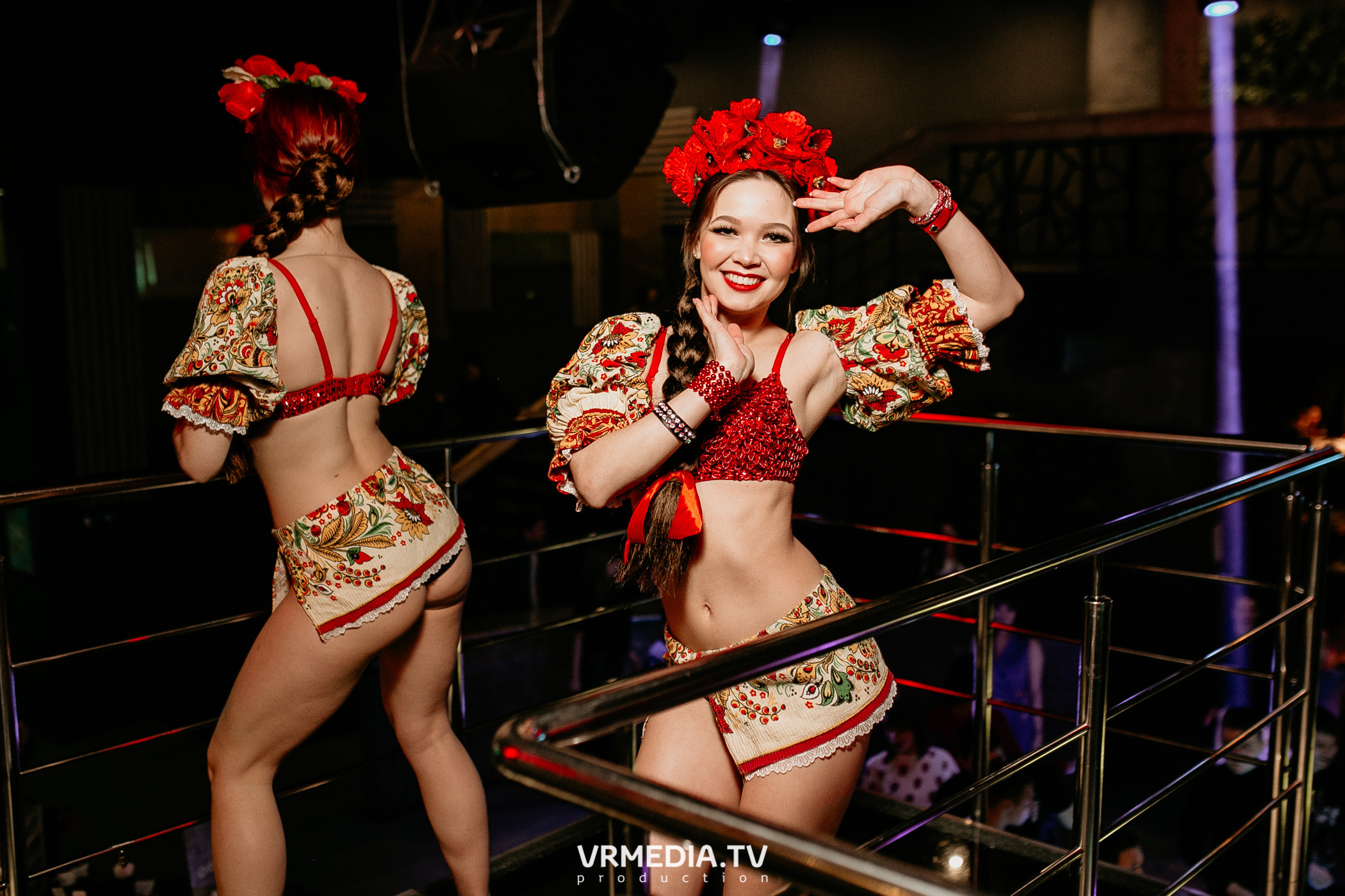 Выходные в баре «DOSKI»