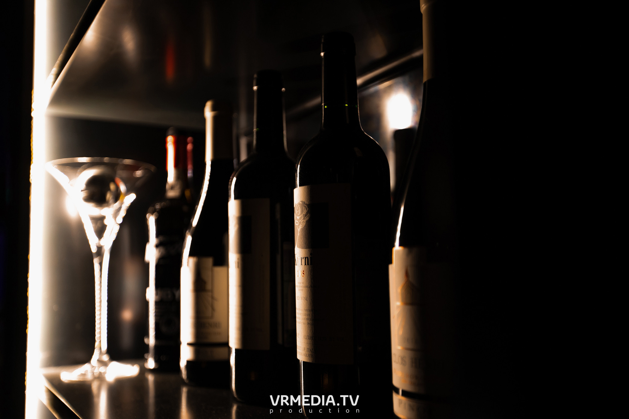 Выходные в караоке «Volna»